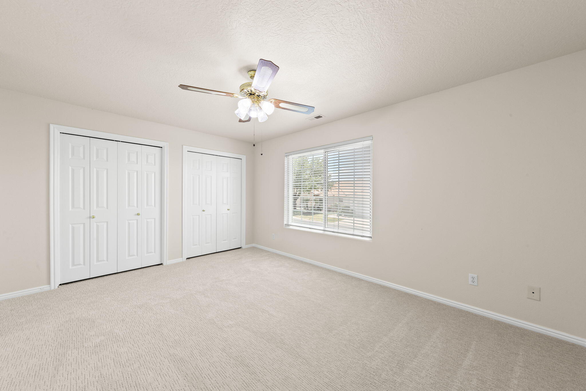VISTA DEL SOL TOWNHOMES - Residential