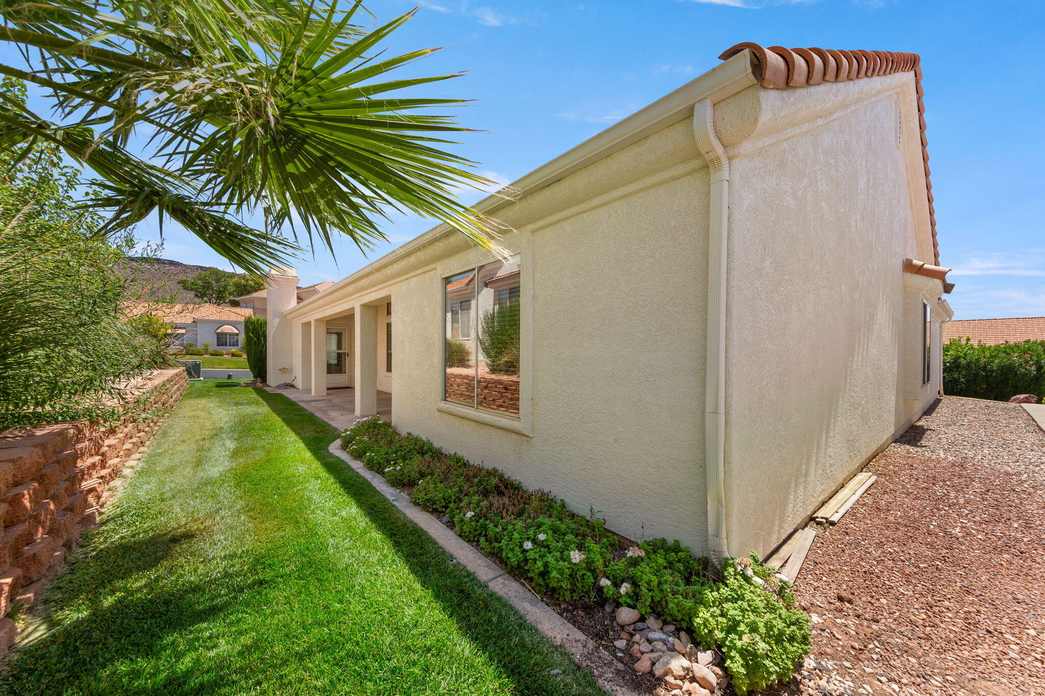 VISTA DEL SOL TOWNHOMES - Residential