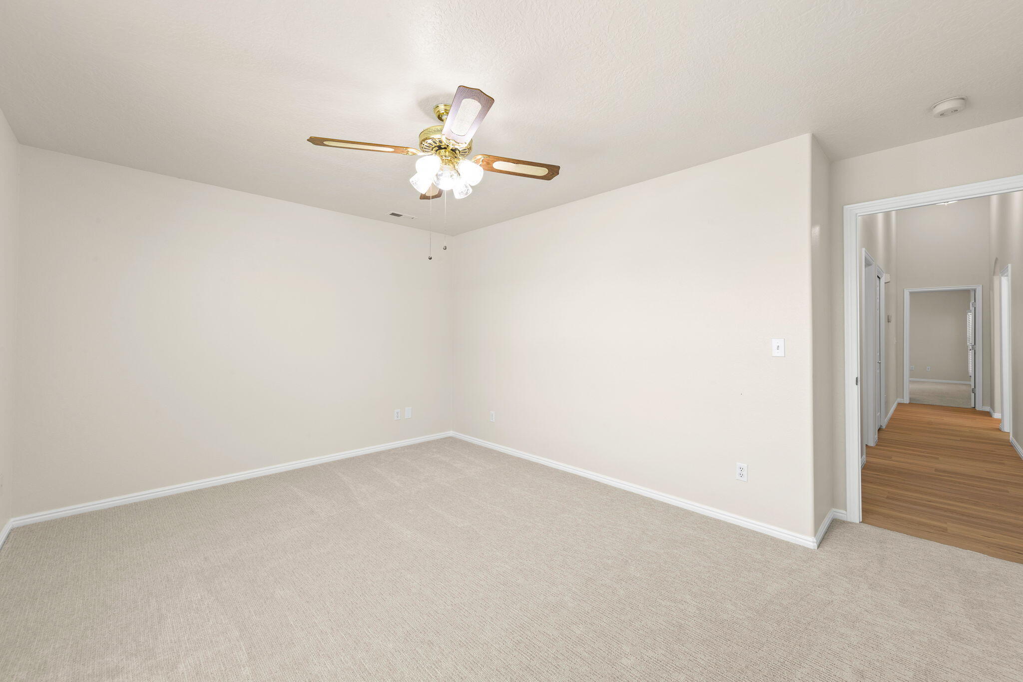 VISTA DEL SOL TOWNHOMES - Residential