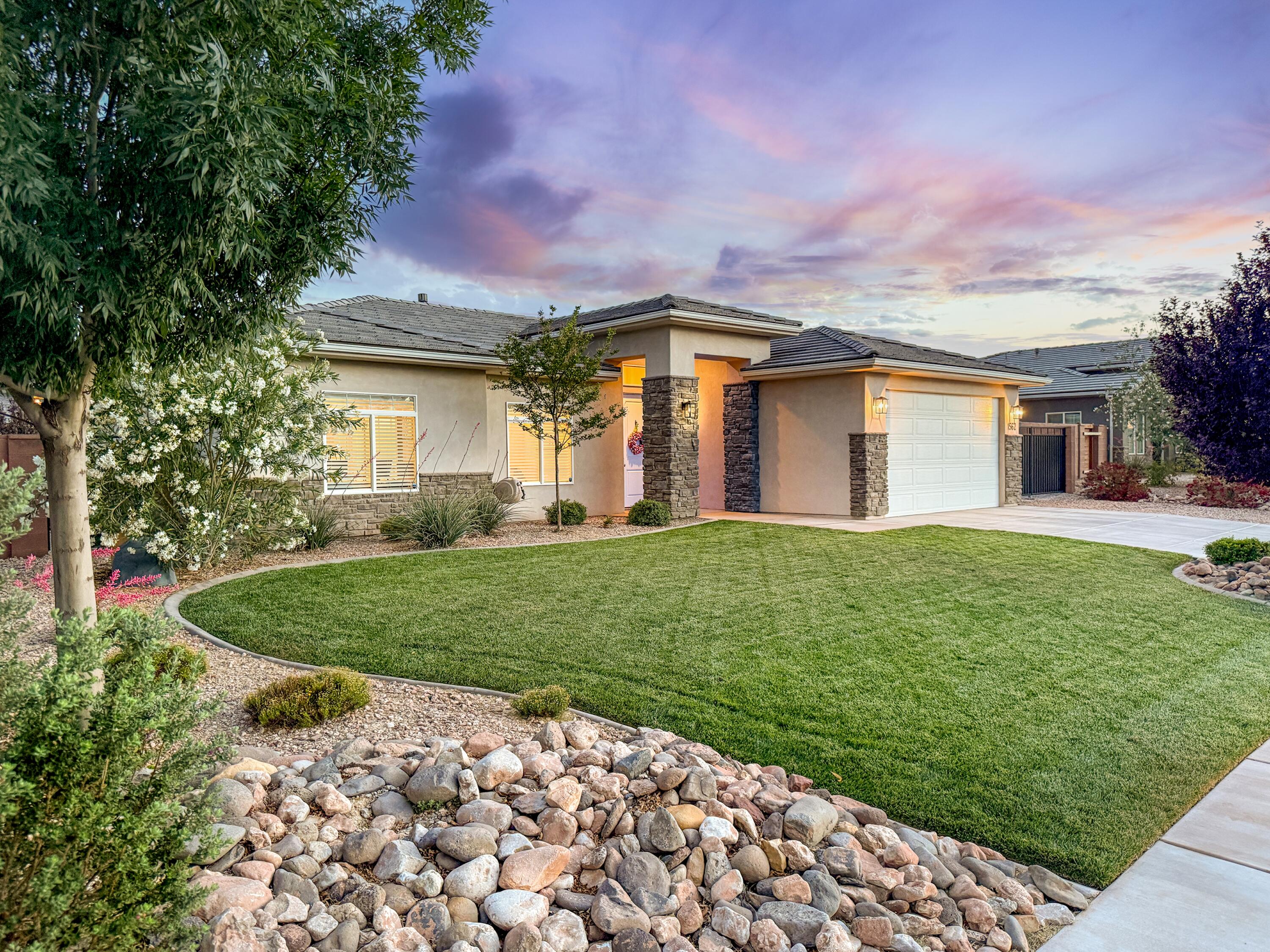 SAGE CANYON - Residential
