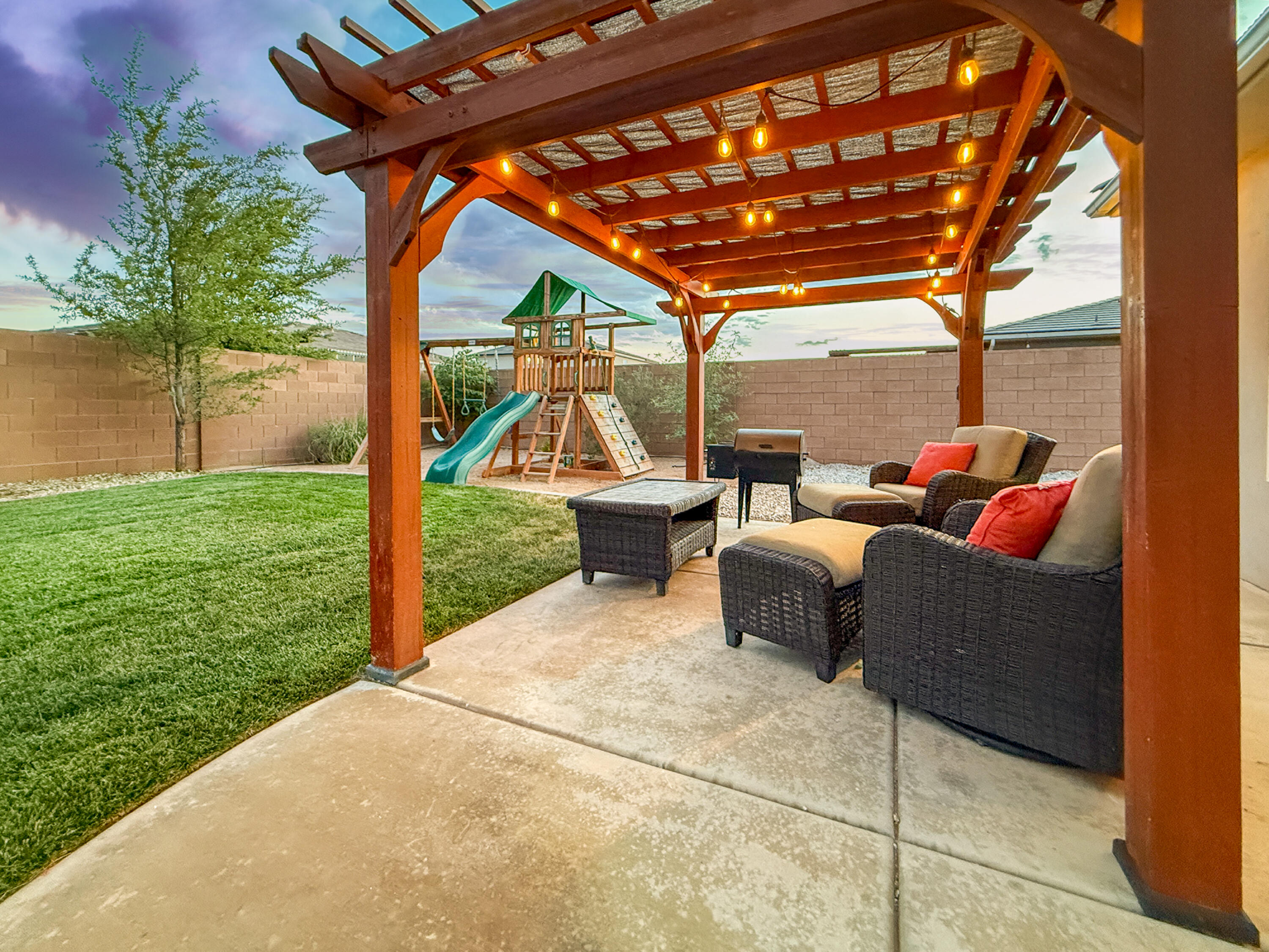 SAGE CANYON - Residential