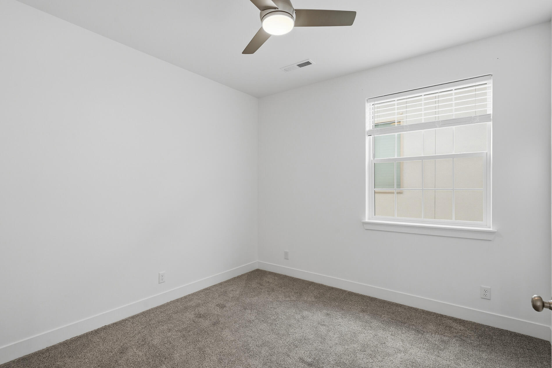 DESERT COLOR AUBURN HILLS - Residential