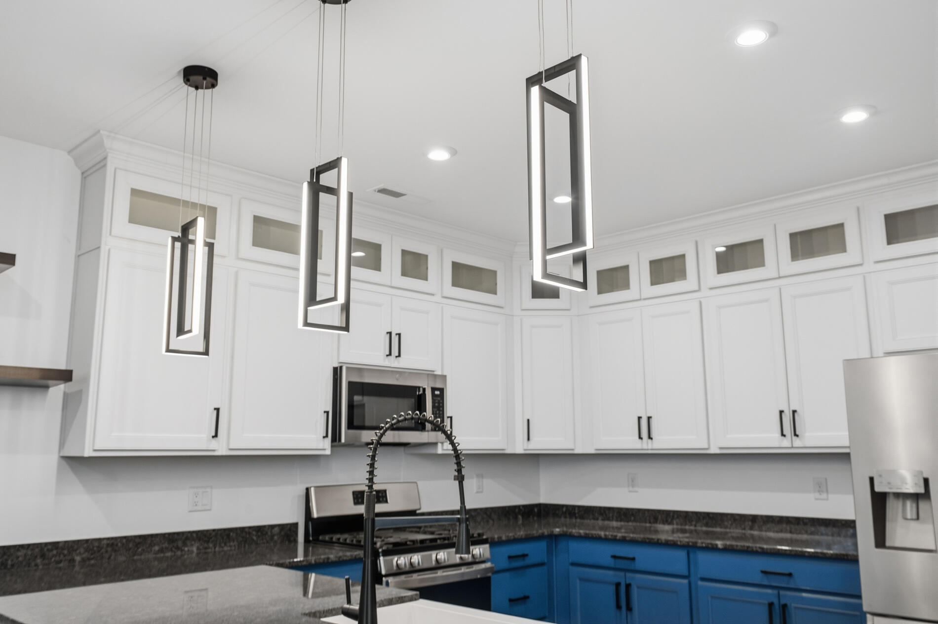 DESERT COLOR AUBURN HILLS - Residential