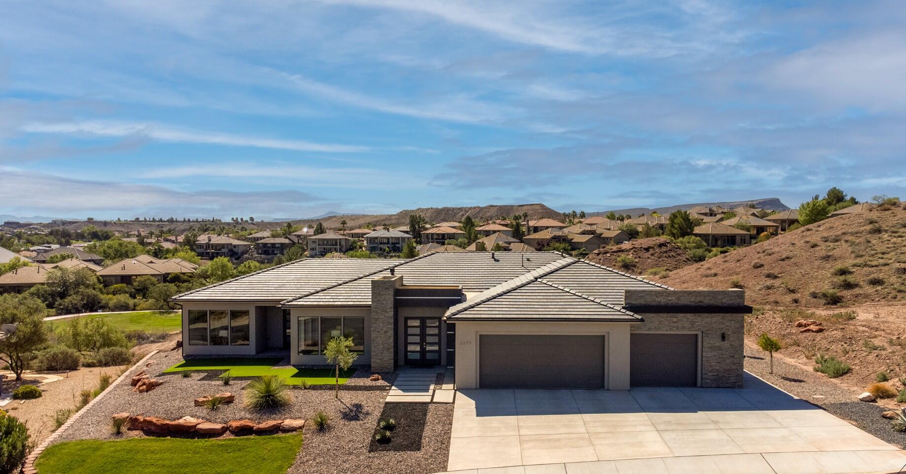 POINTE AT SUNBROOK - Residential