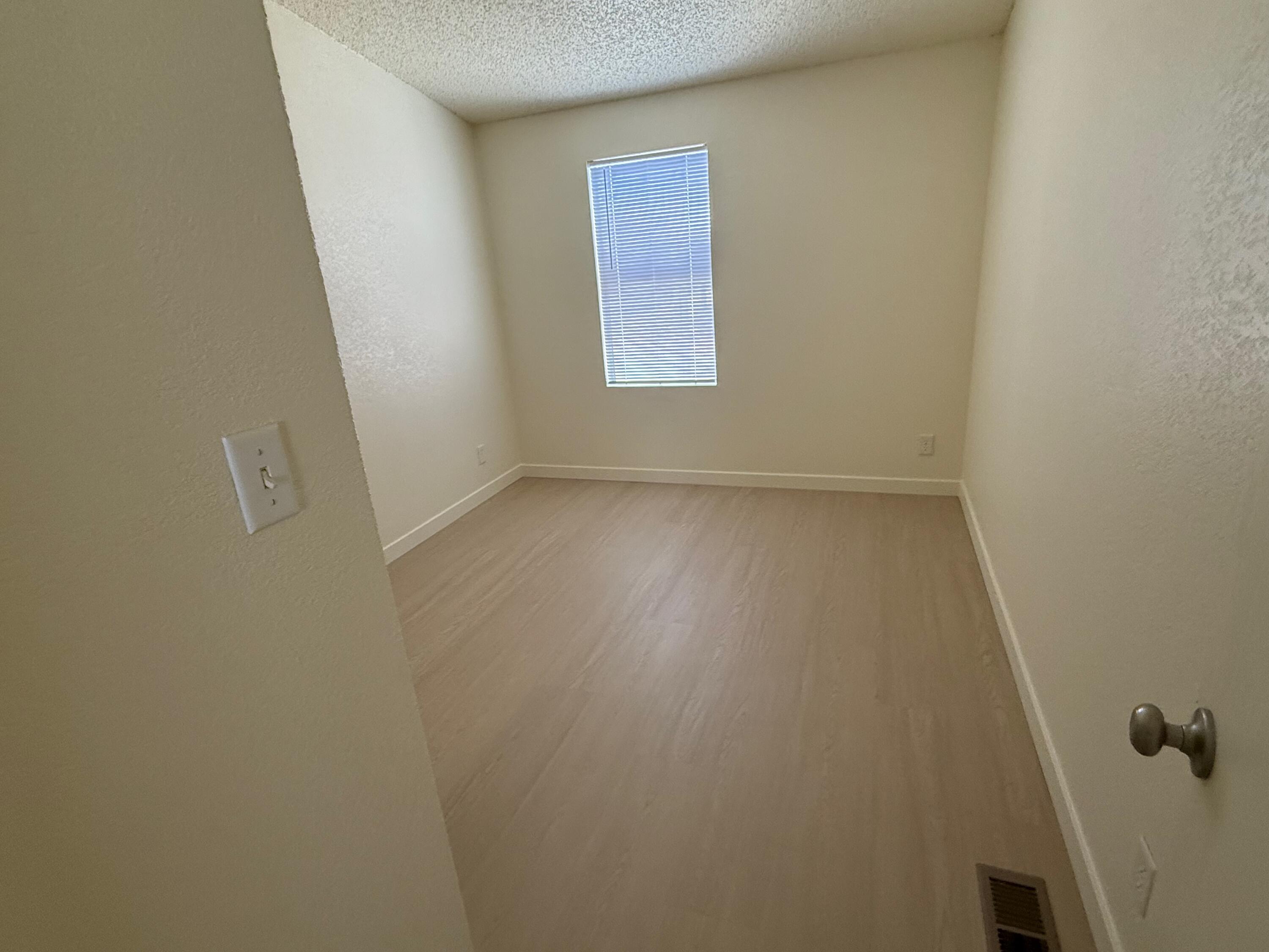LAVA BLUFF MOBILE HOME PARK - Residential
