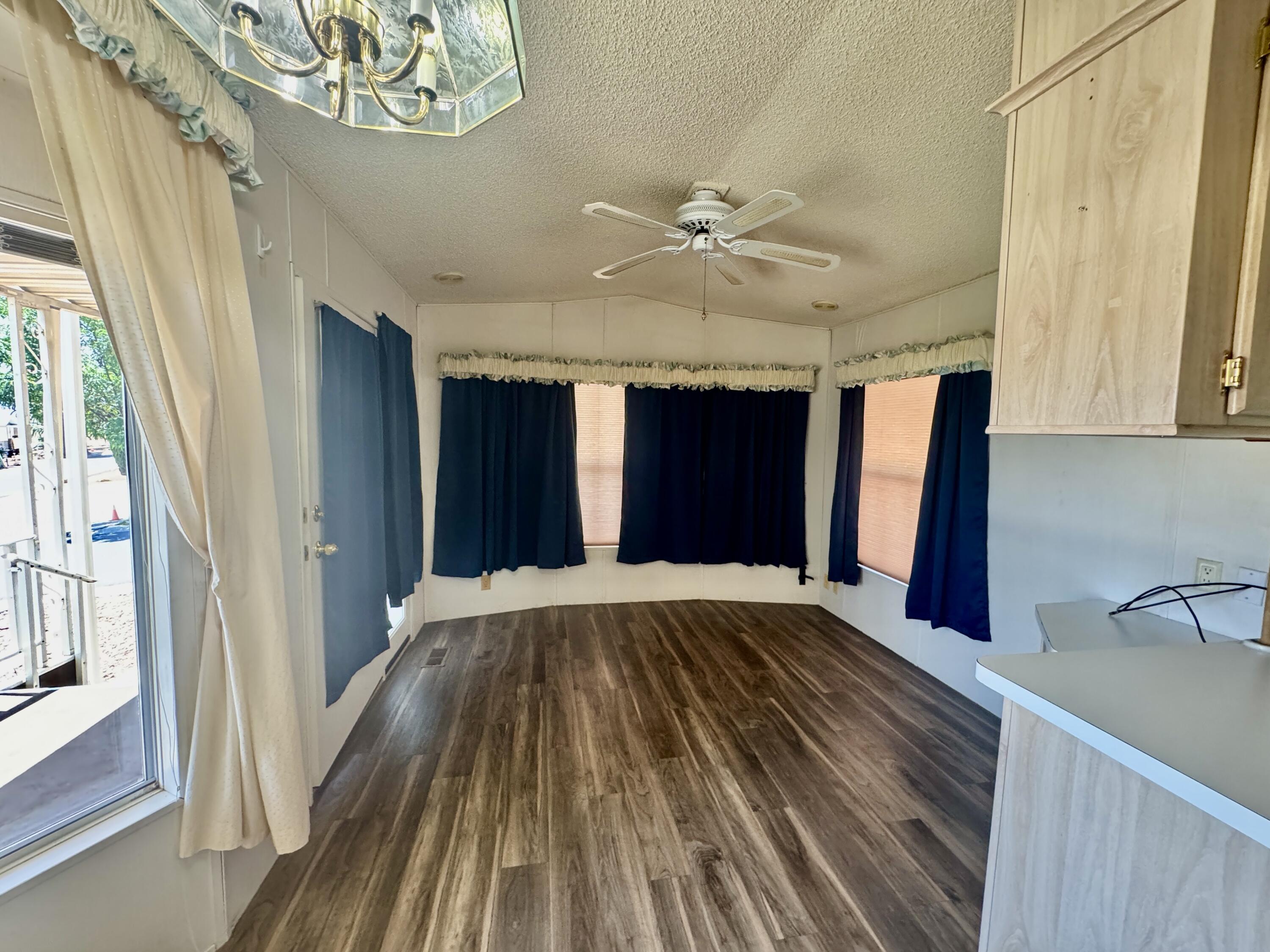 TWIN LAKES RV PARK - Residential