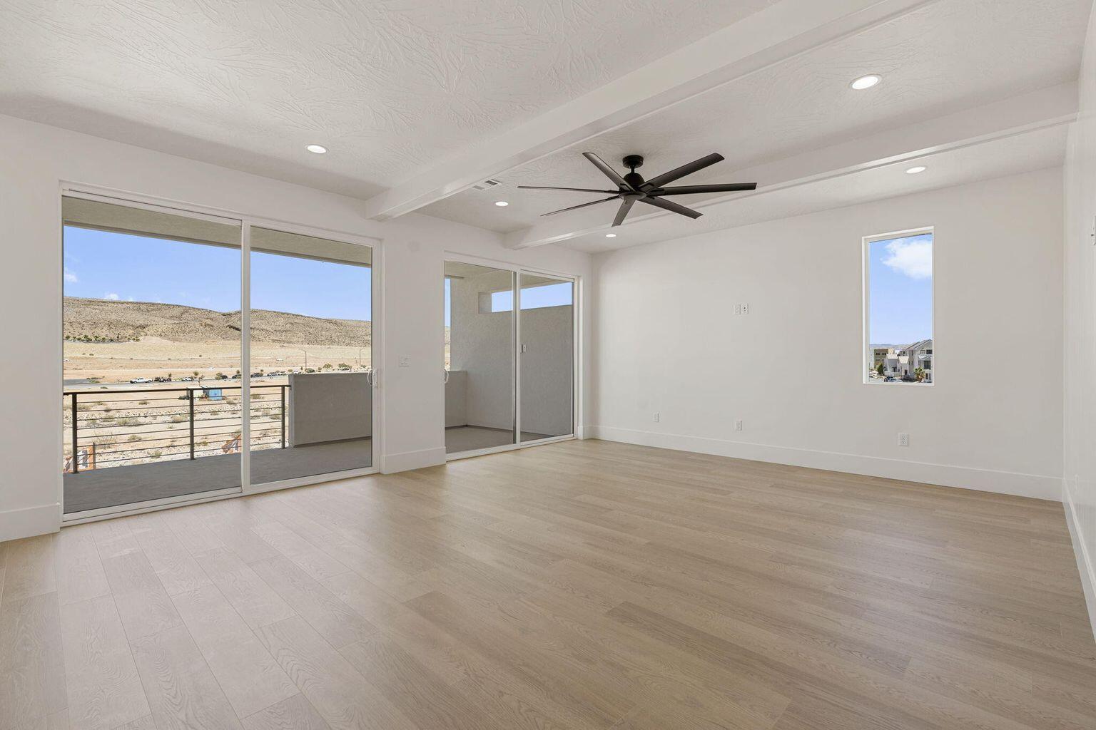 DESERT COLOR RESORT - Residential