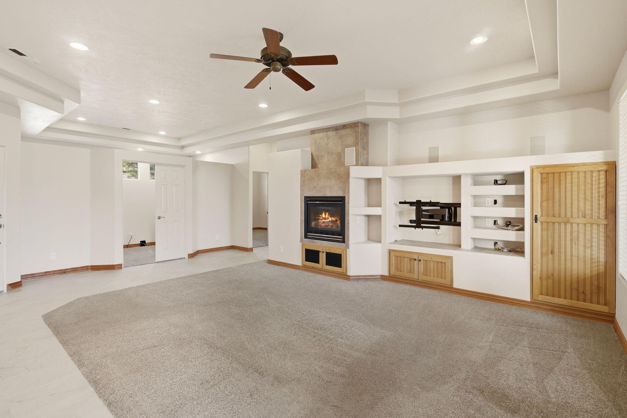 MEADOW LANE ESTATES - Residential
