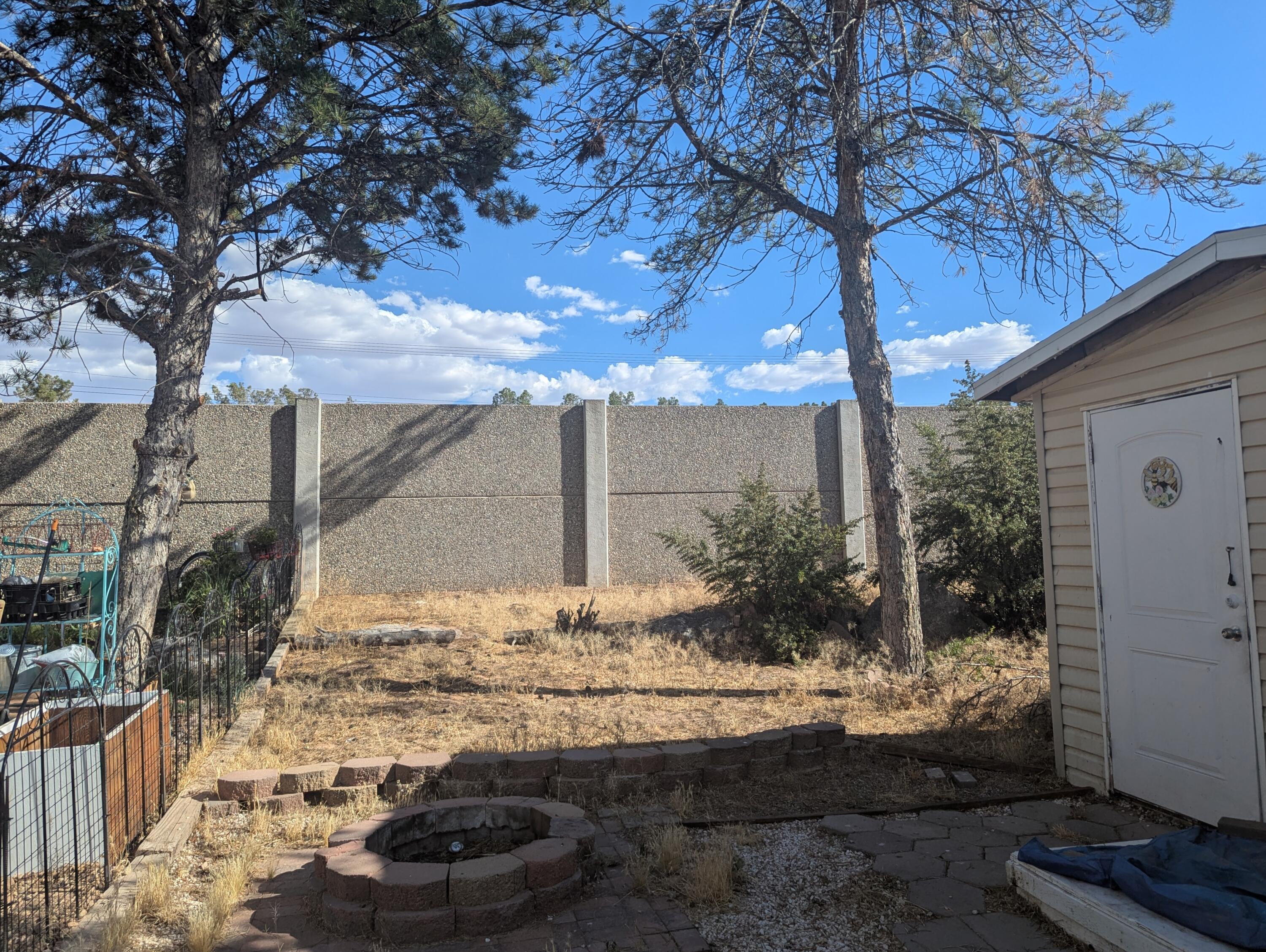 QUAIL LAKE ESTATES - Residential