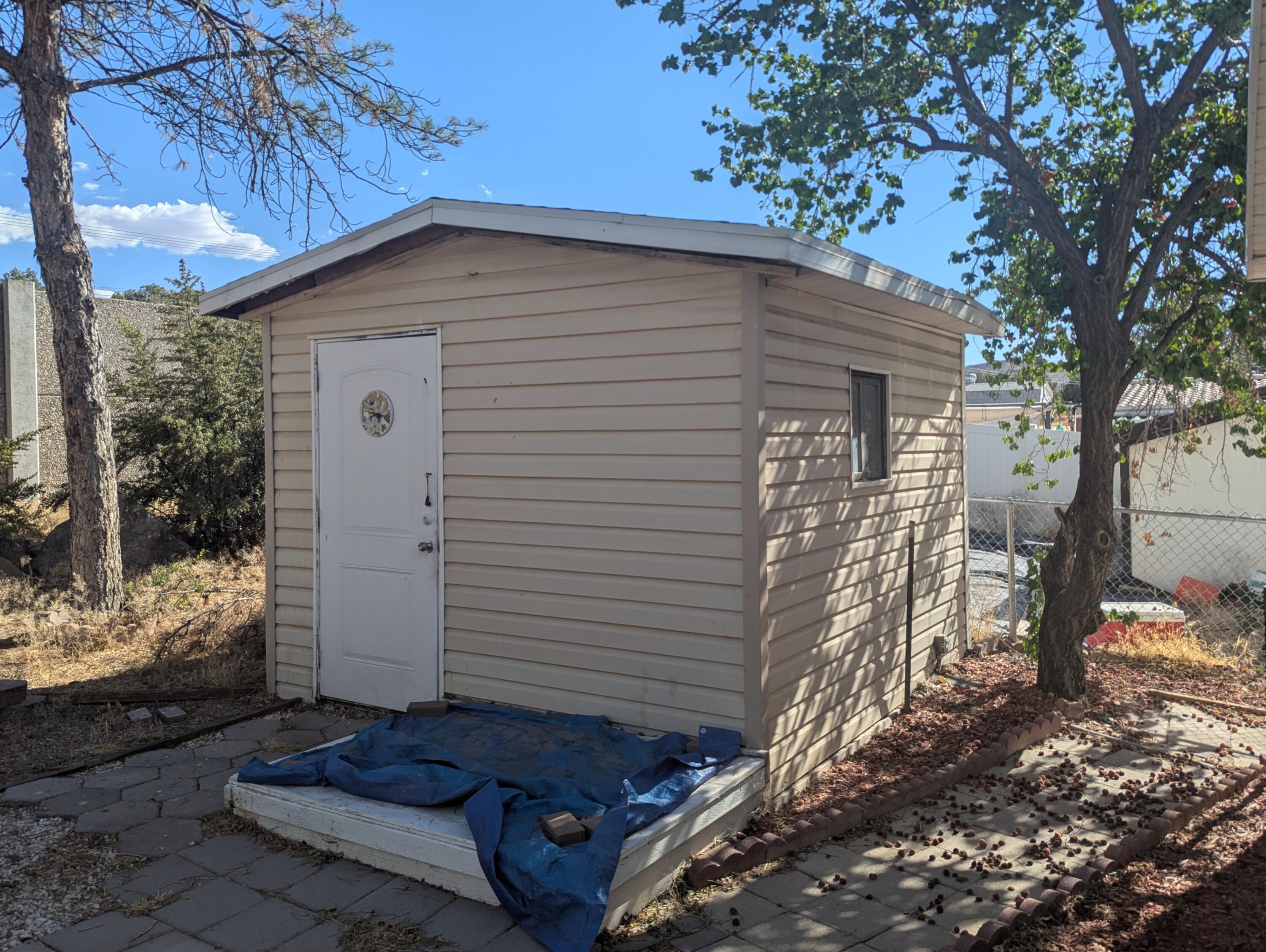 QUAIL LAKE ESTATES - Residential