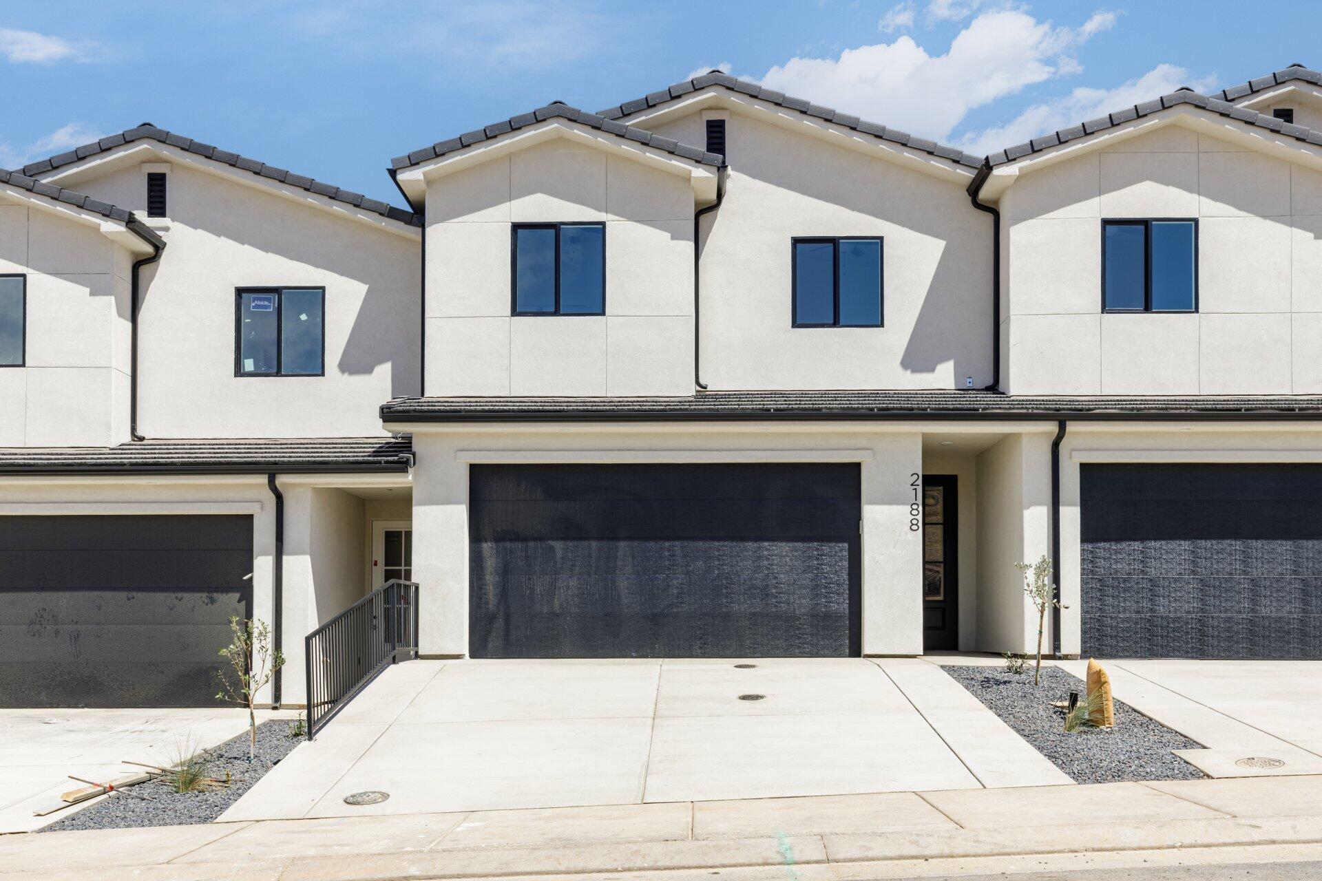 HURRICANE VIEWS - Residential