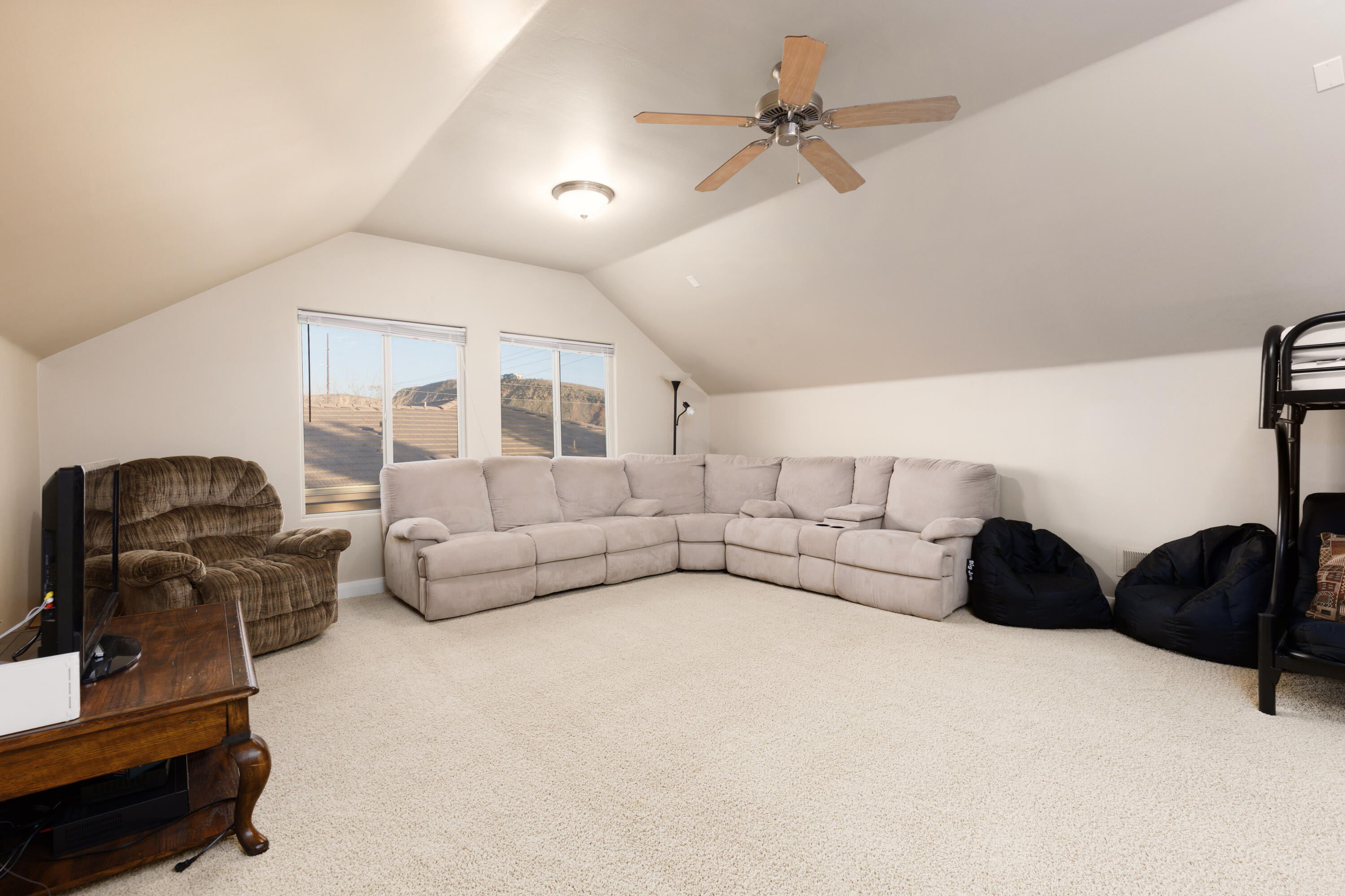 STONECREEK MEADOWS - Residential