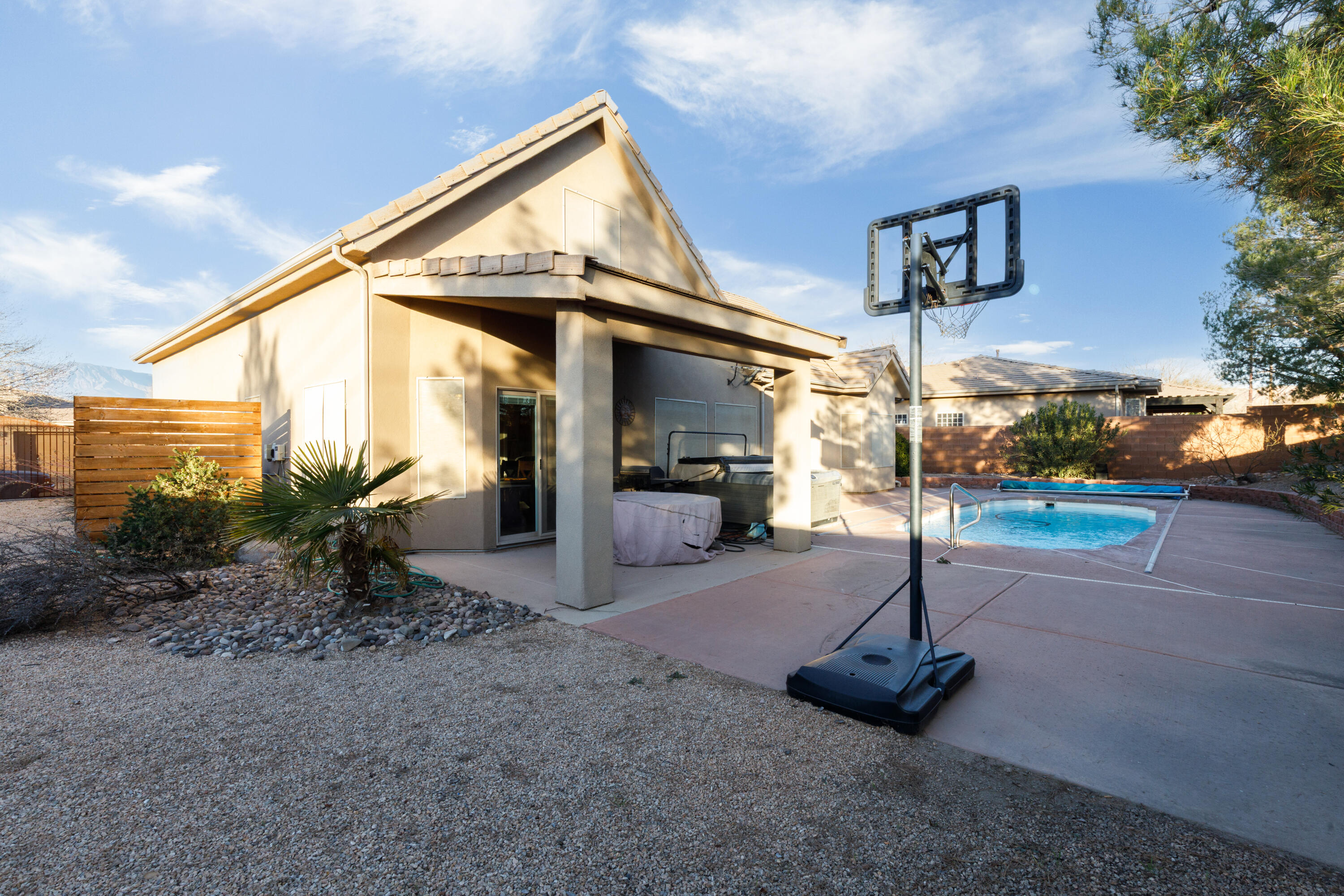 STONECREEK MEADOWS - Residential