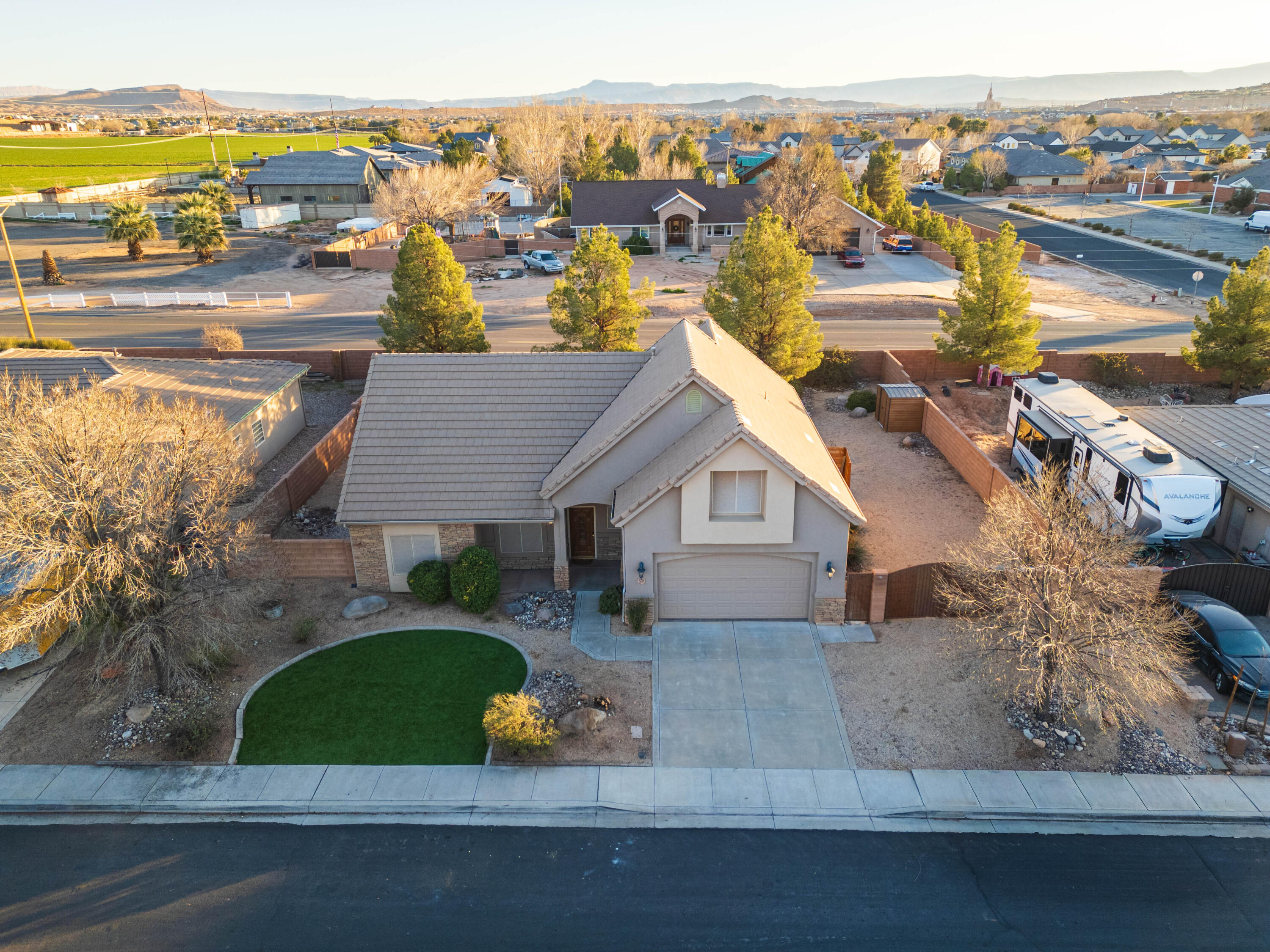 STONECREEK MEADOWS - Residential