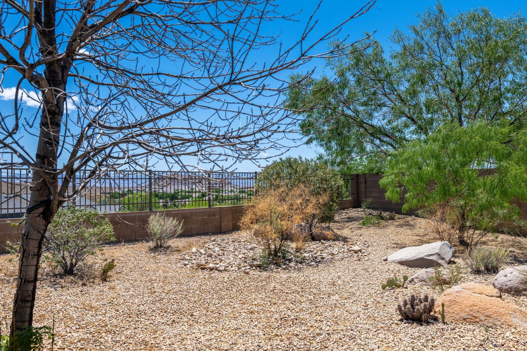 HIGHLAND PARK AT THE CORAL CANYON - Residential