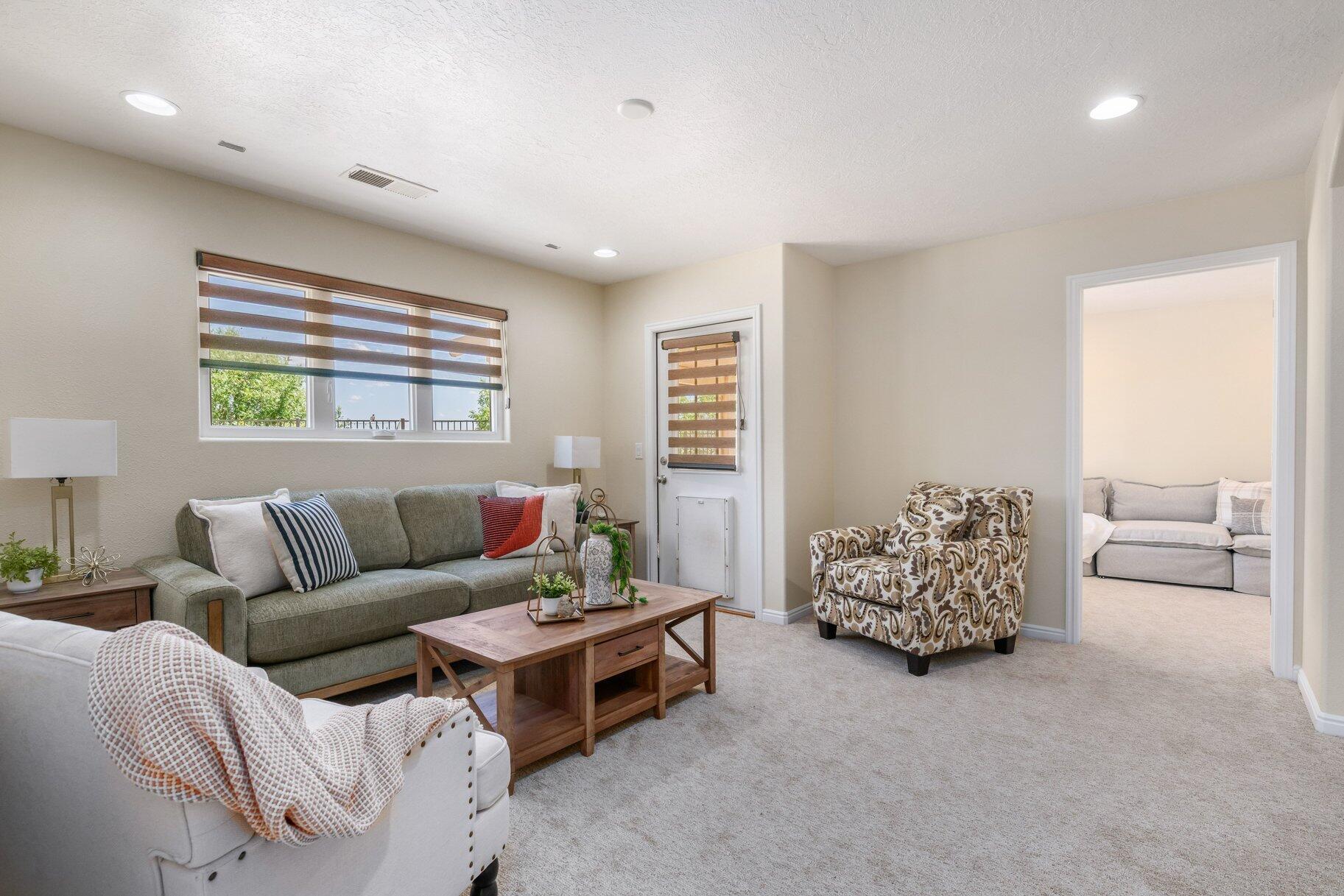 HIGHLAND PARK AT THE CORAL CANYON - Residential