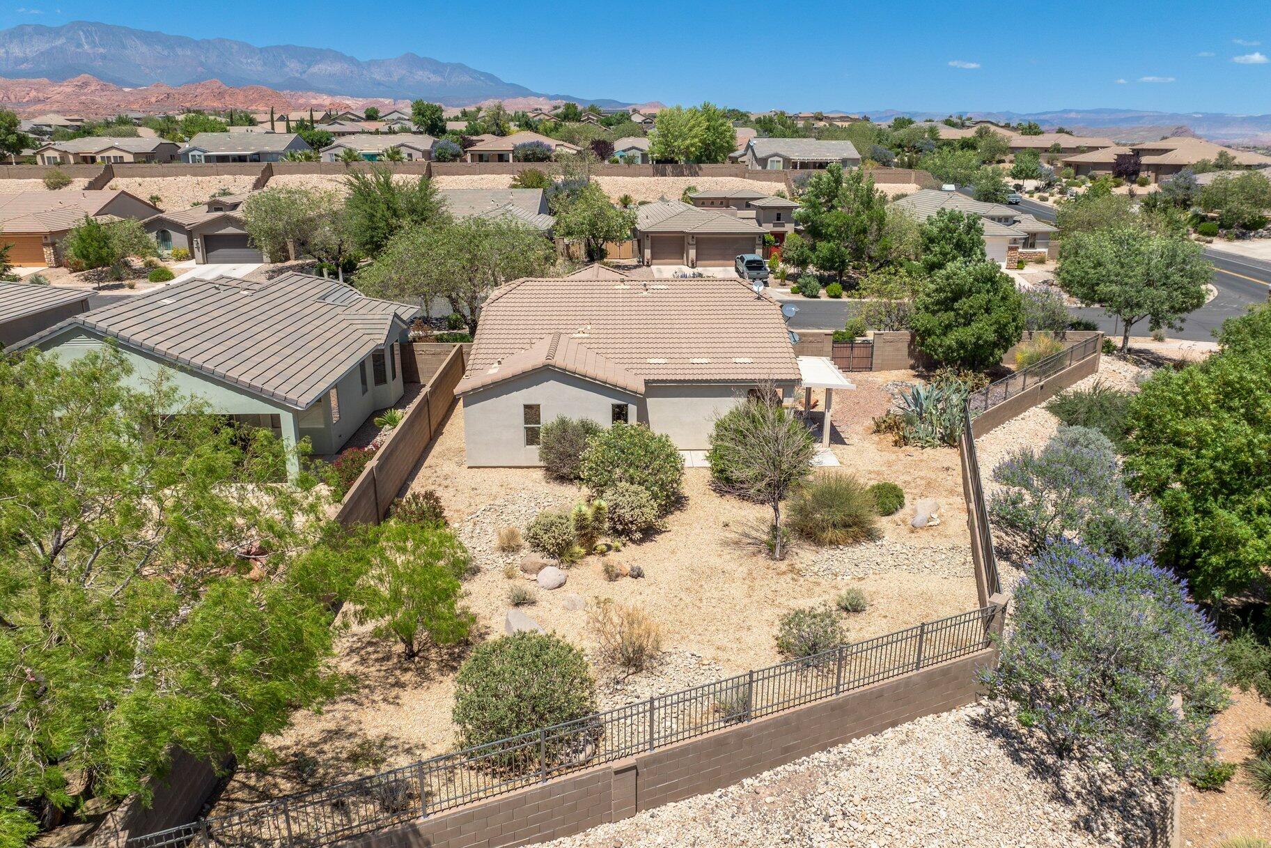 HIGHLAND PARK AT THE CORAL CANYON - Residential