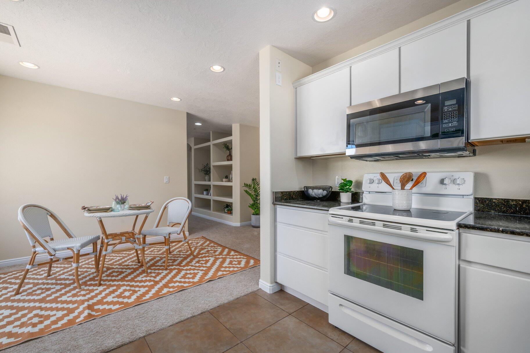 HIGHLAND PARK AT THE CORAL CANYON - Residential