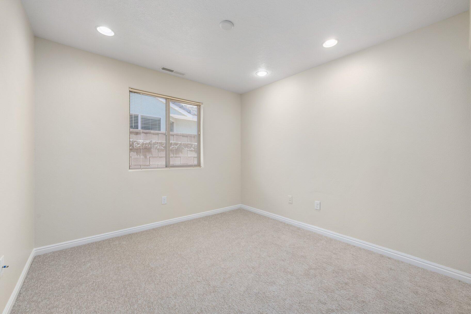 HIGHLAND PARK AT THE CORAL CANYON - Residential
