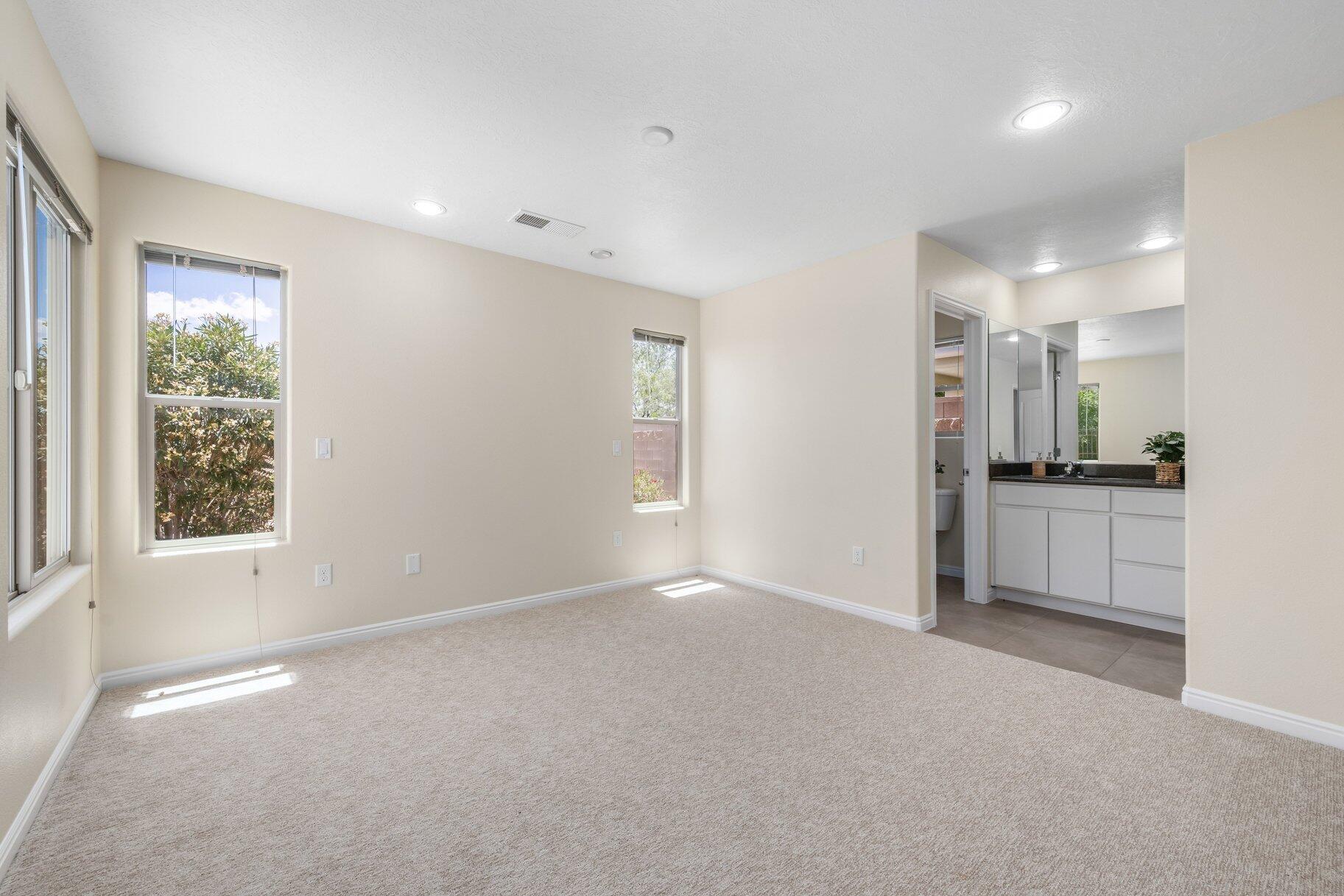 HIGHLAND PARK AT THE CORAL CANYON - Residential