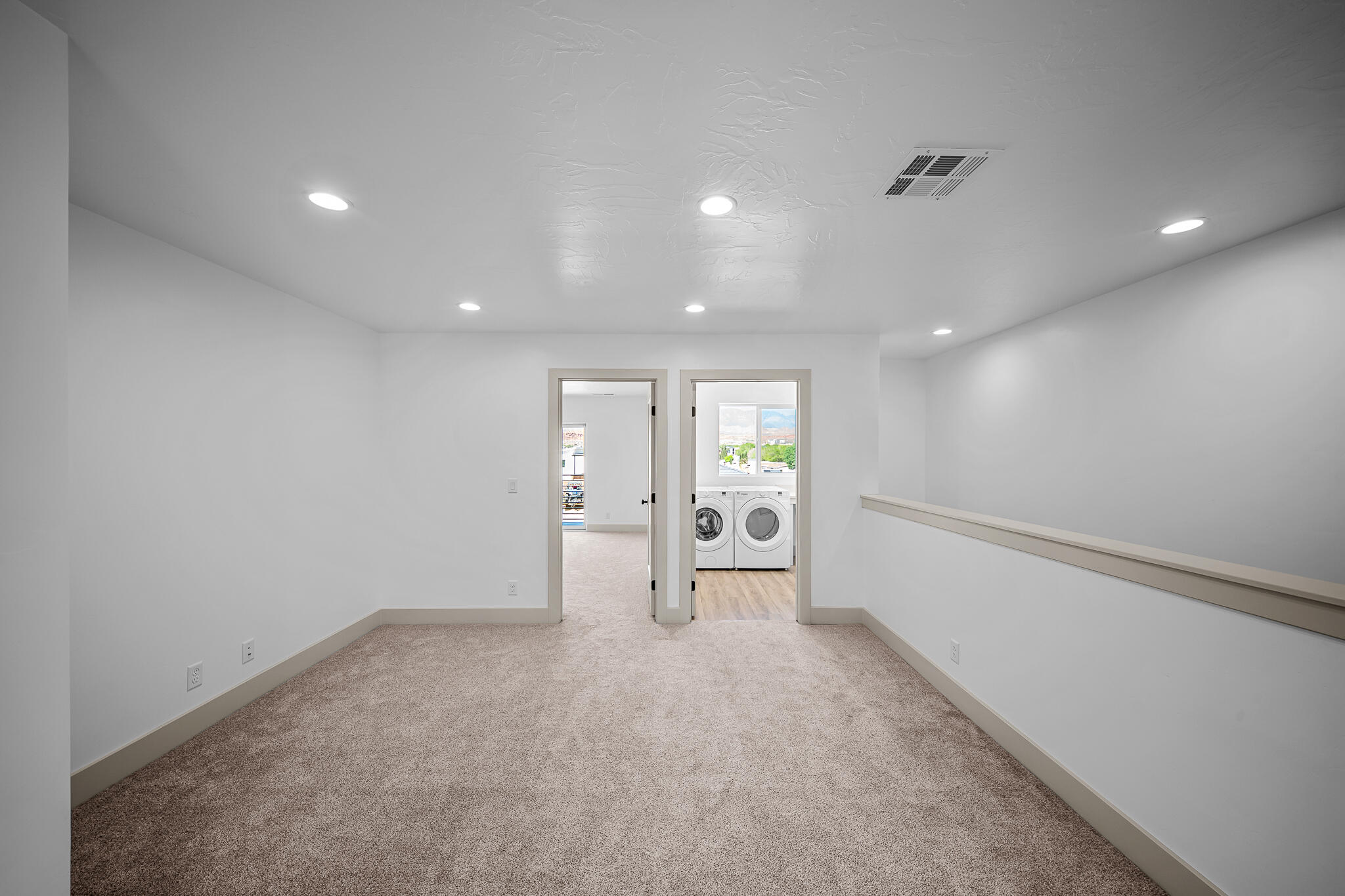 DESERT RIDGE ESTATES - Residential