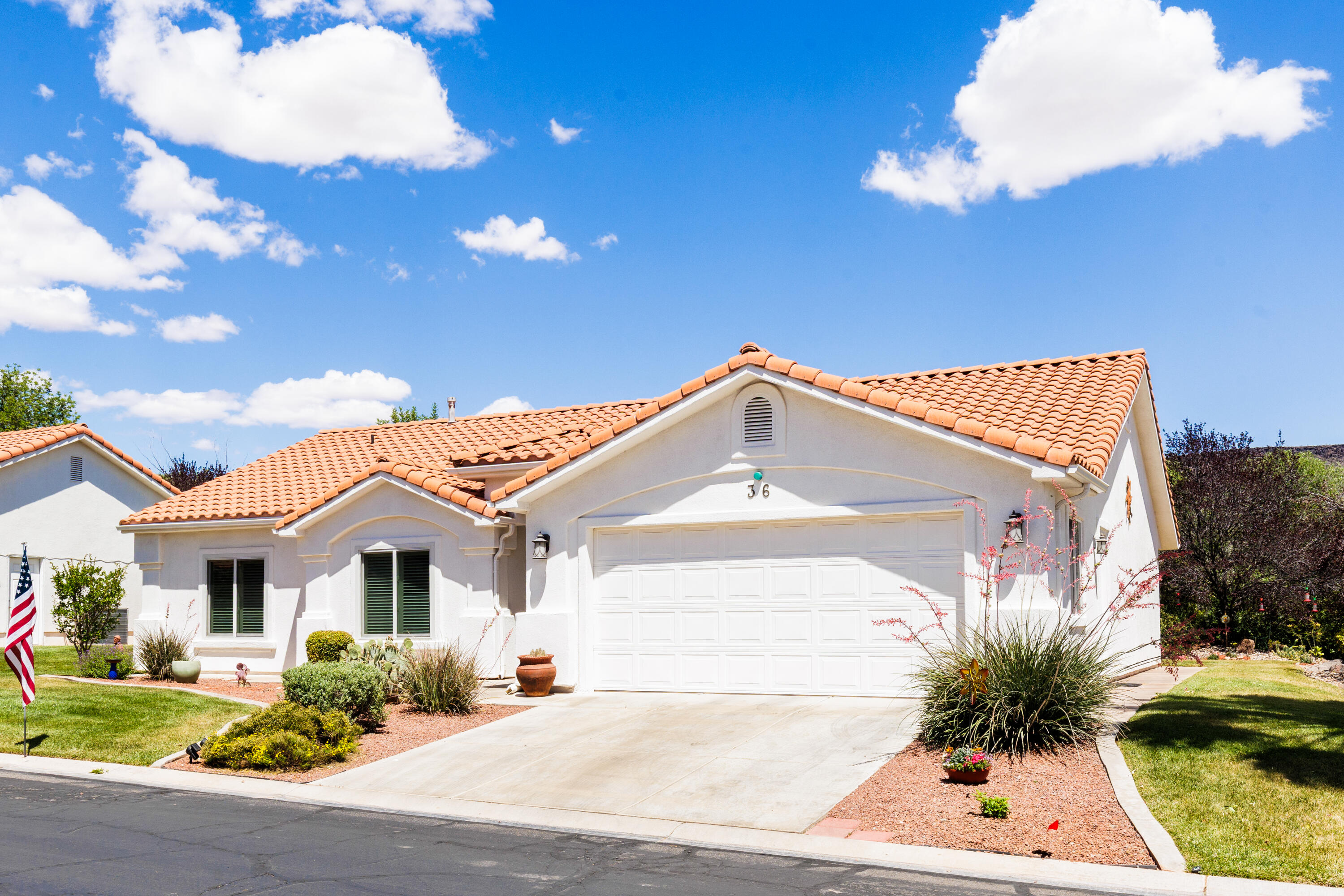 EMERALD SPRINGS TOWNHOMES - Residential