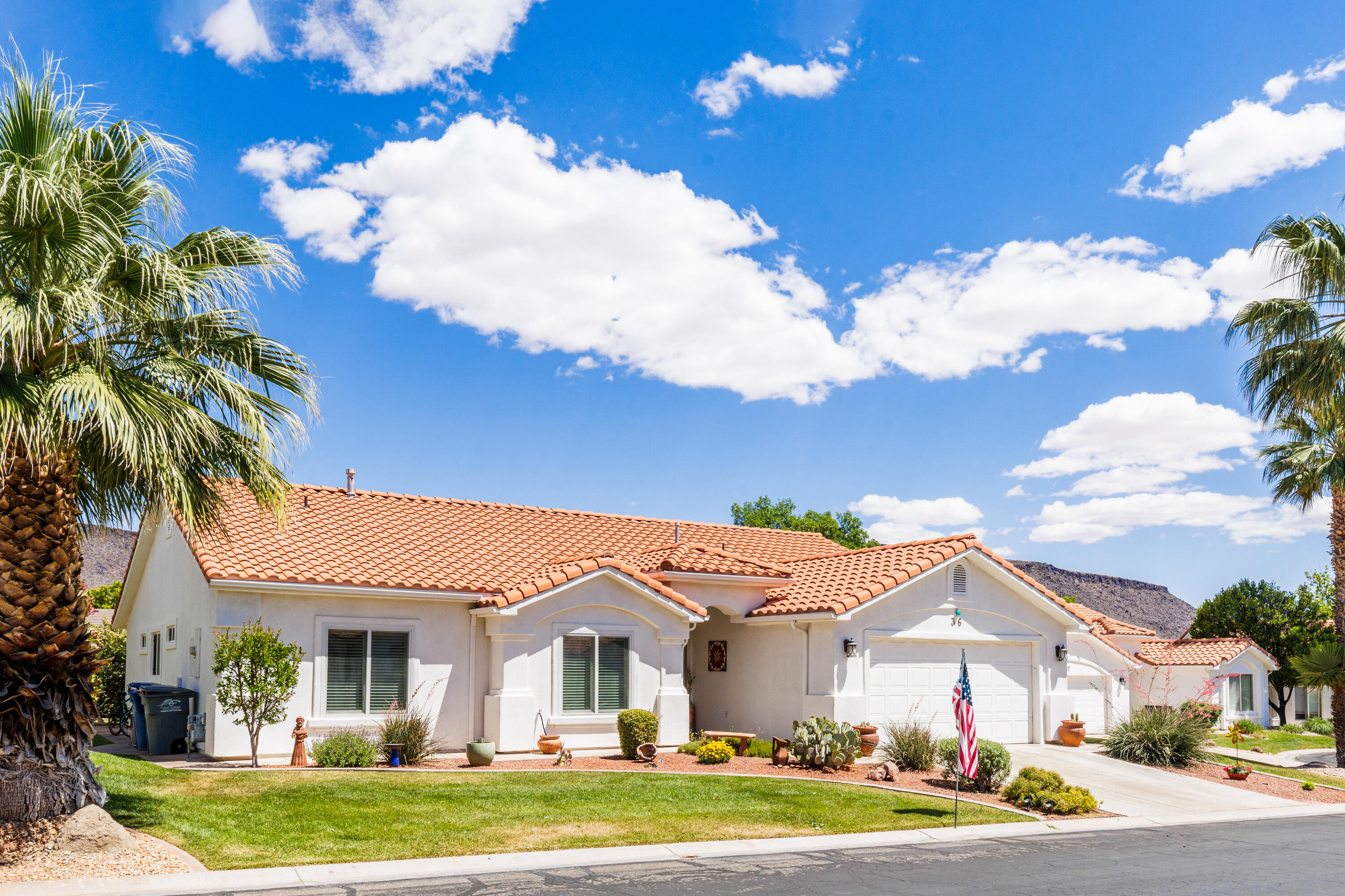 EMERALD SPRINGS TOWNHOMES - Residential