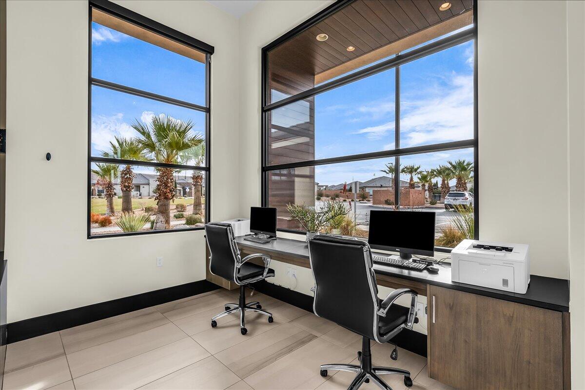 VILLAS AT SUN RIVER - Residential