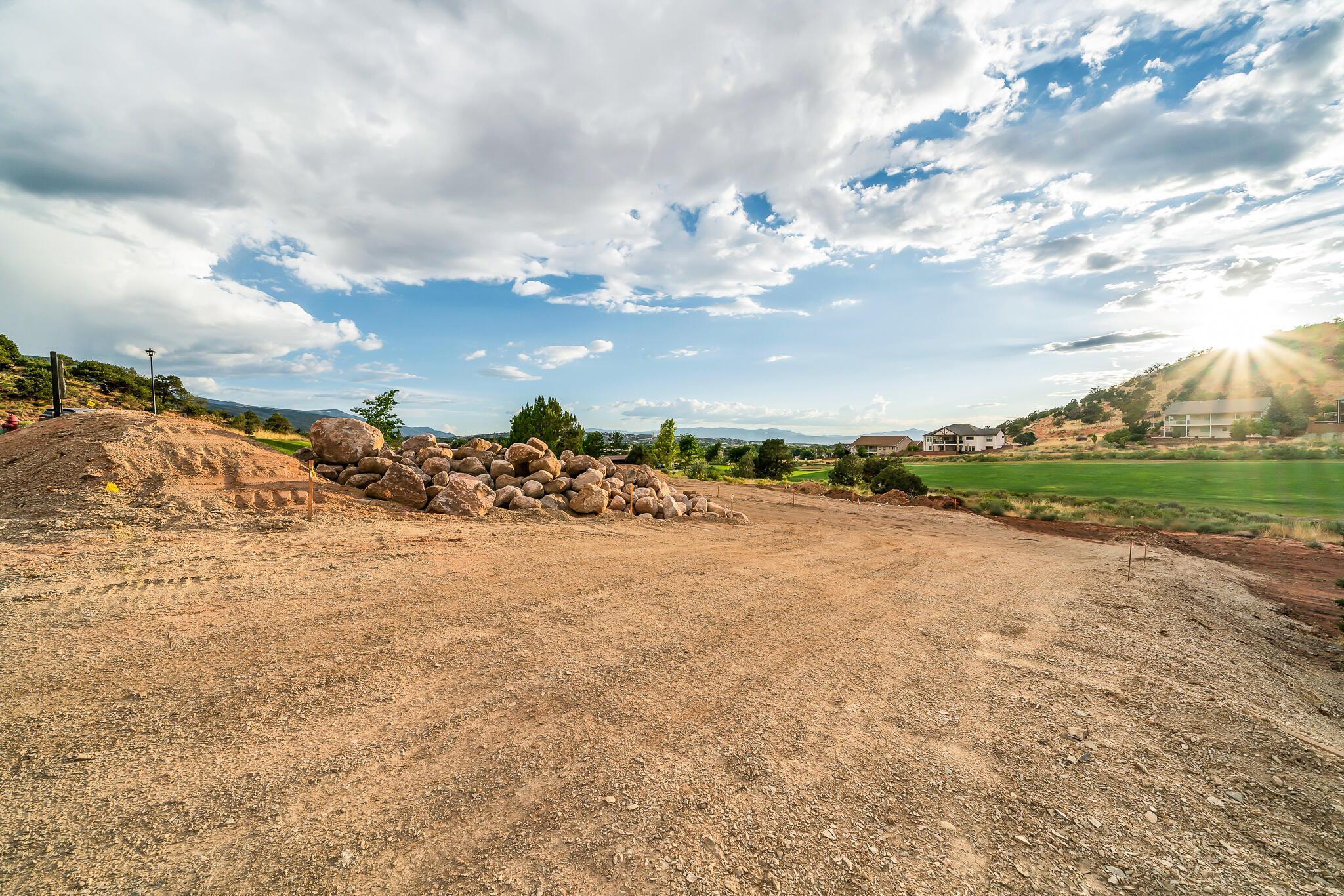 CANYON RIDGE - Land