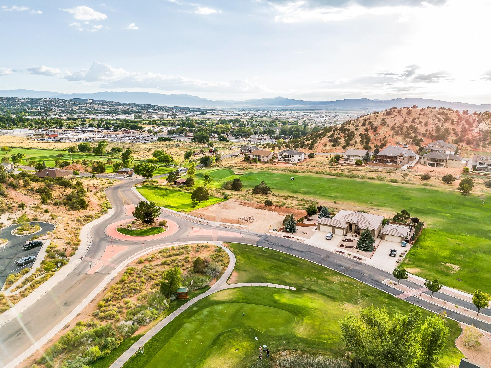 CANYON RIDGE - Land