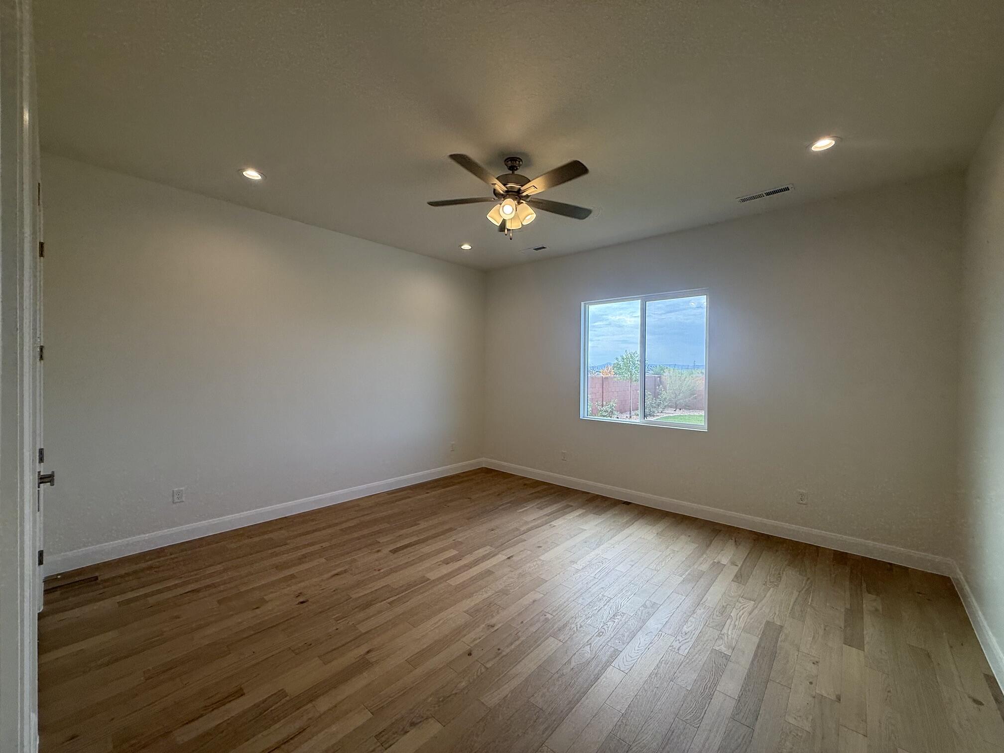 ONYX VALLEY - Residential
