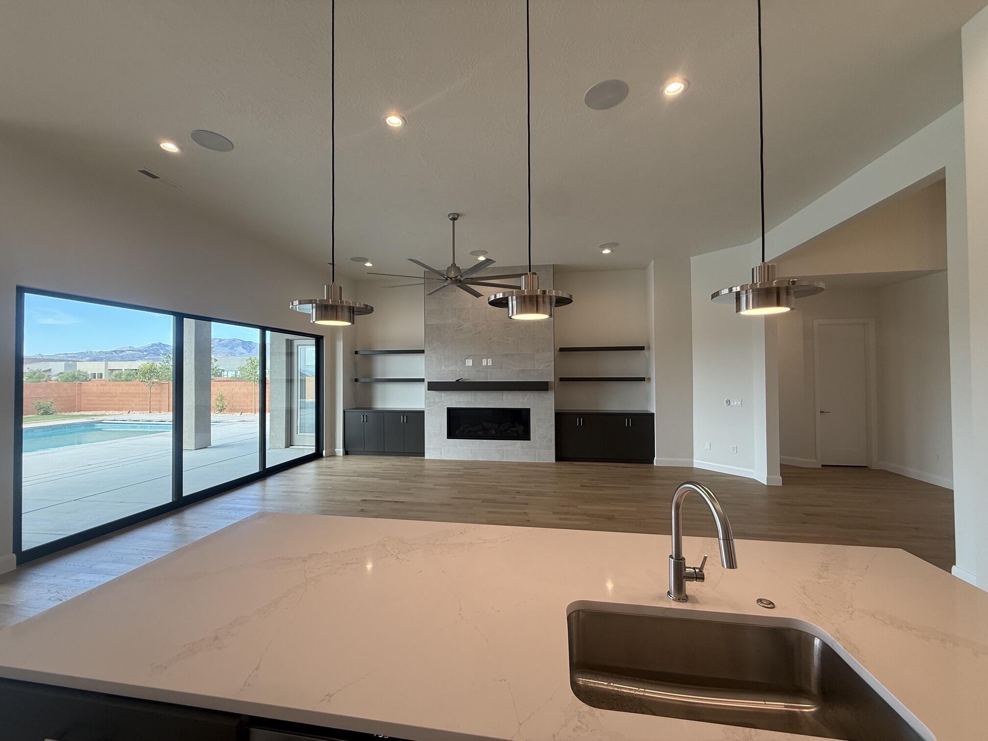 ONYX VALLEY - Residential