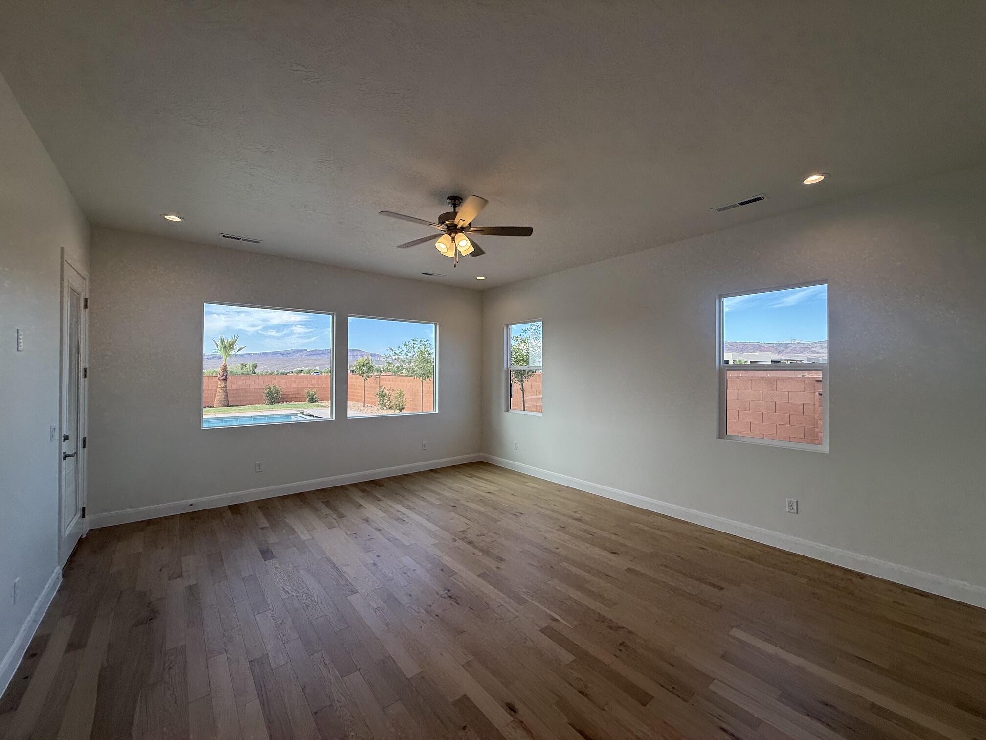 ONYX VALLEY - Residential