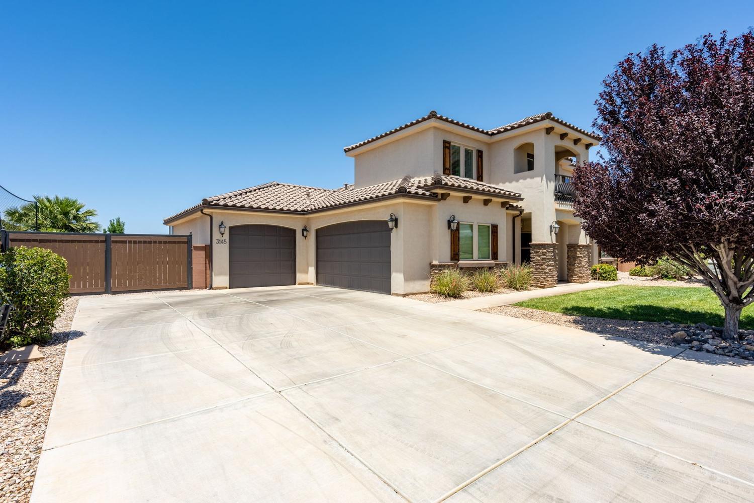 HAWTHORN ESTATES - Residential