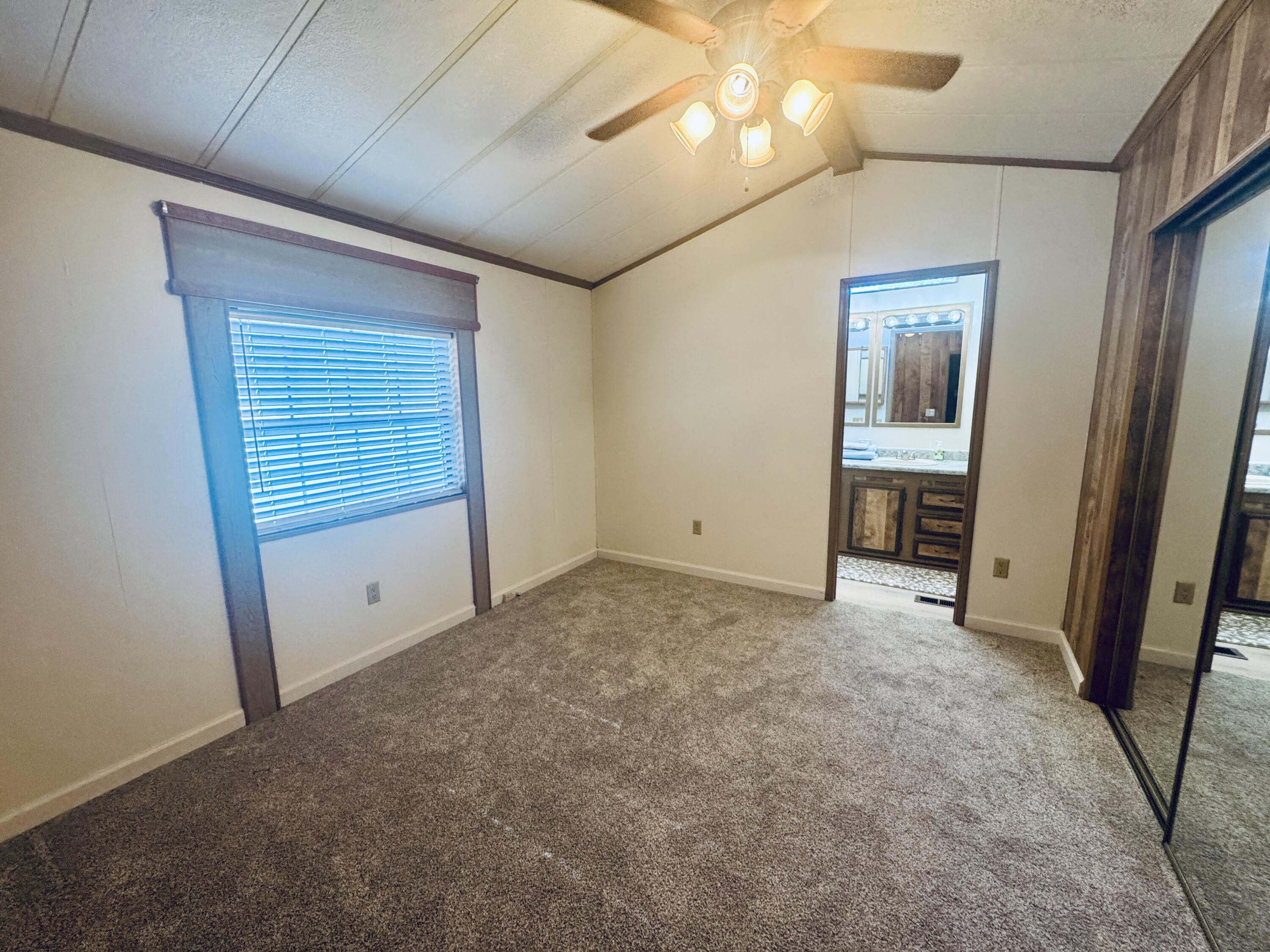 ST GEORGE TOWNSITE - Residential
