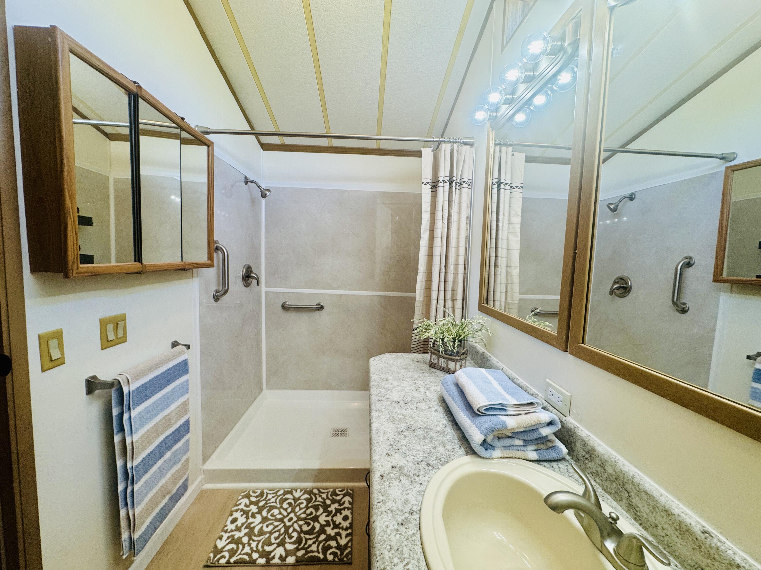 ST GEORGE TOWNSITE - Residential