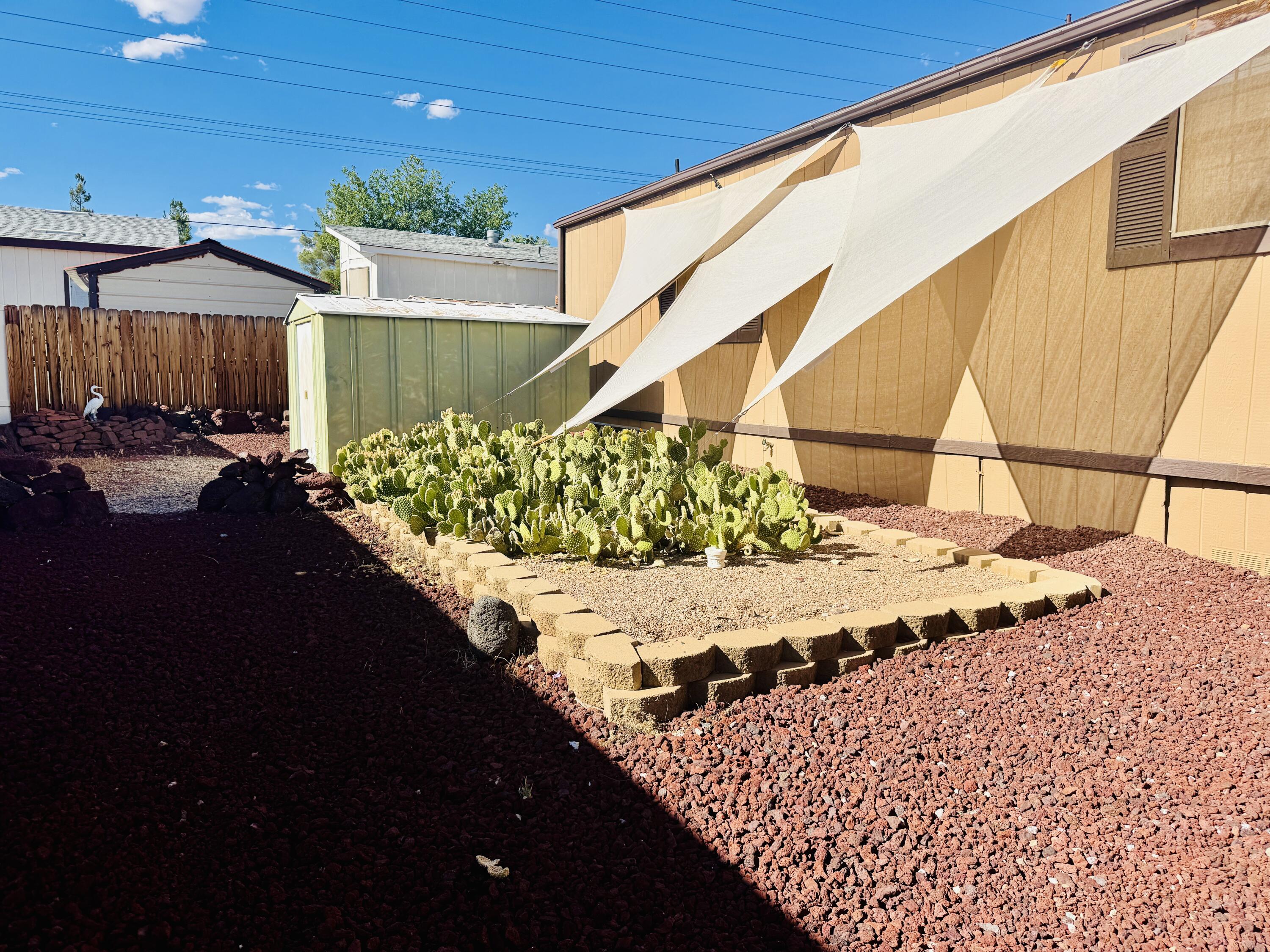 ST GEORGE TOWNSITE - Residential