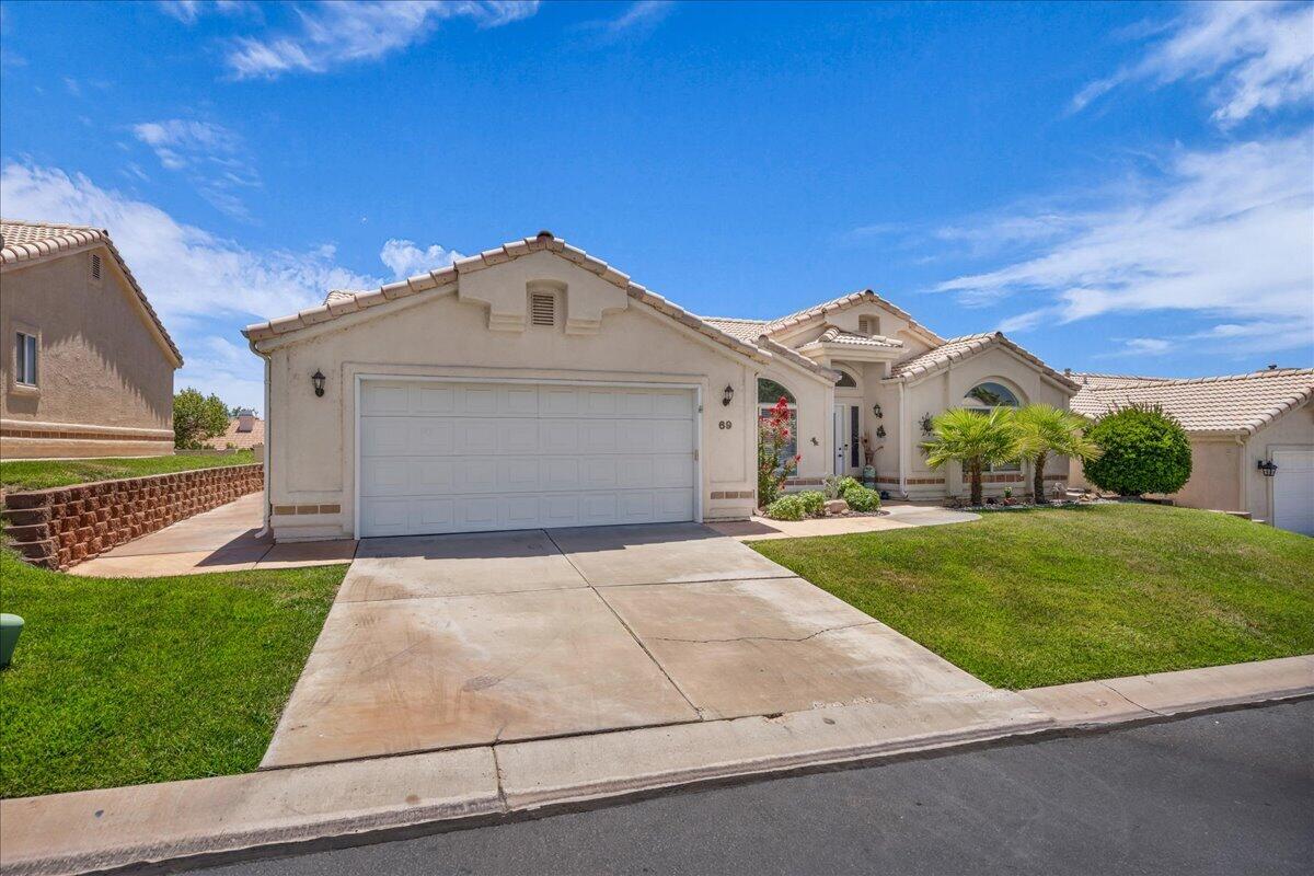 WEST SPRINGS TOWNHOMES - Residential
