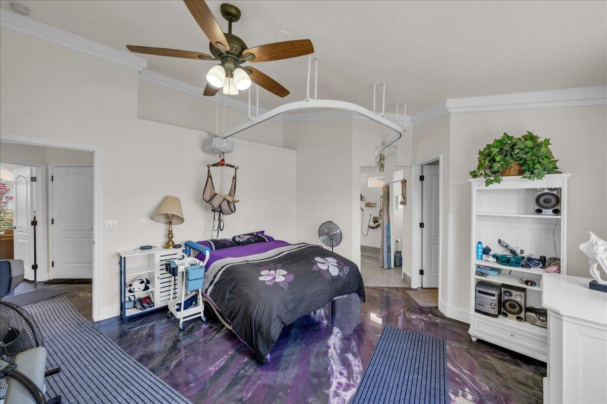 WEST SPRINGS TOWNHOMES - Residential