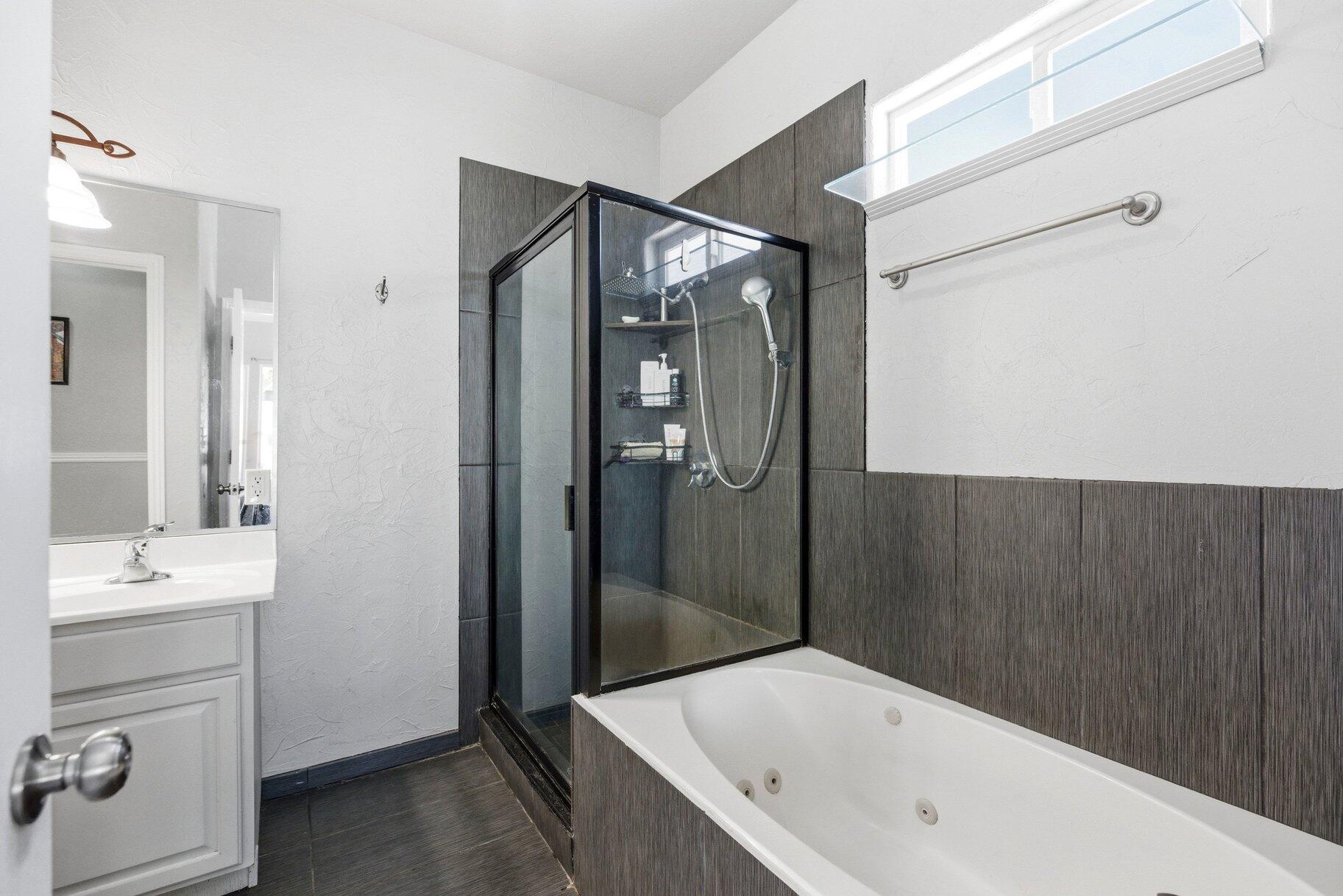 SOUTH POINTE - Residential