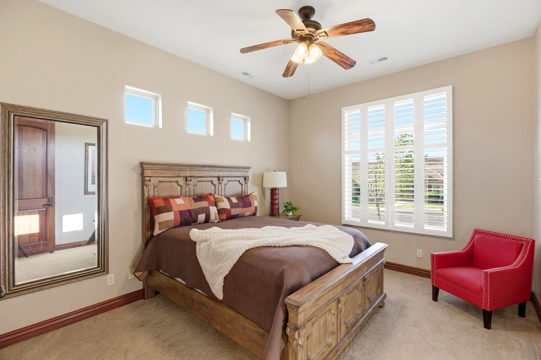 CORAL CANYON - Residential