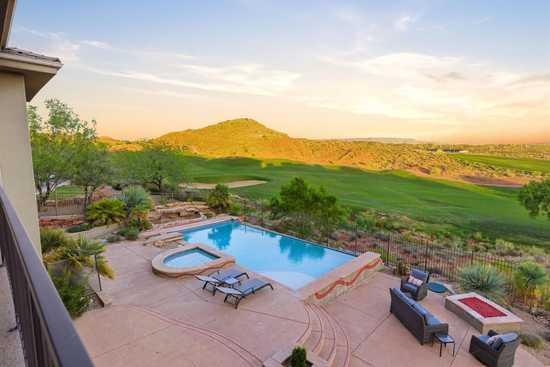 CORAL CANYON - Residential