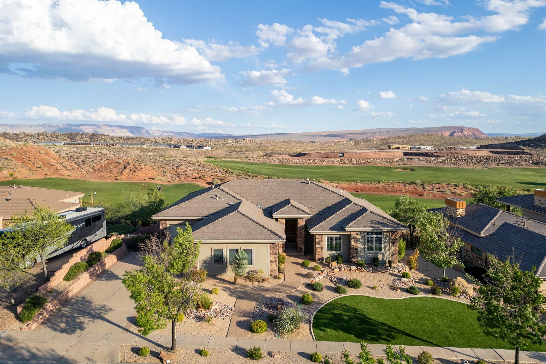 CORAL CANYON - Residential