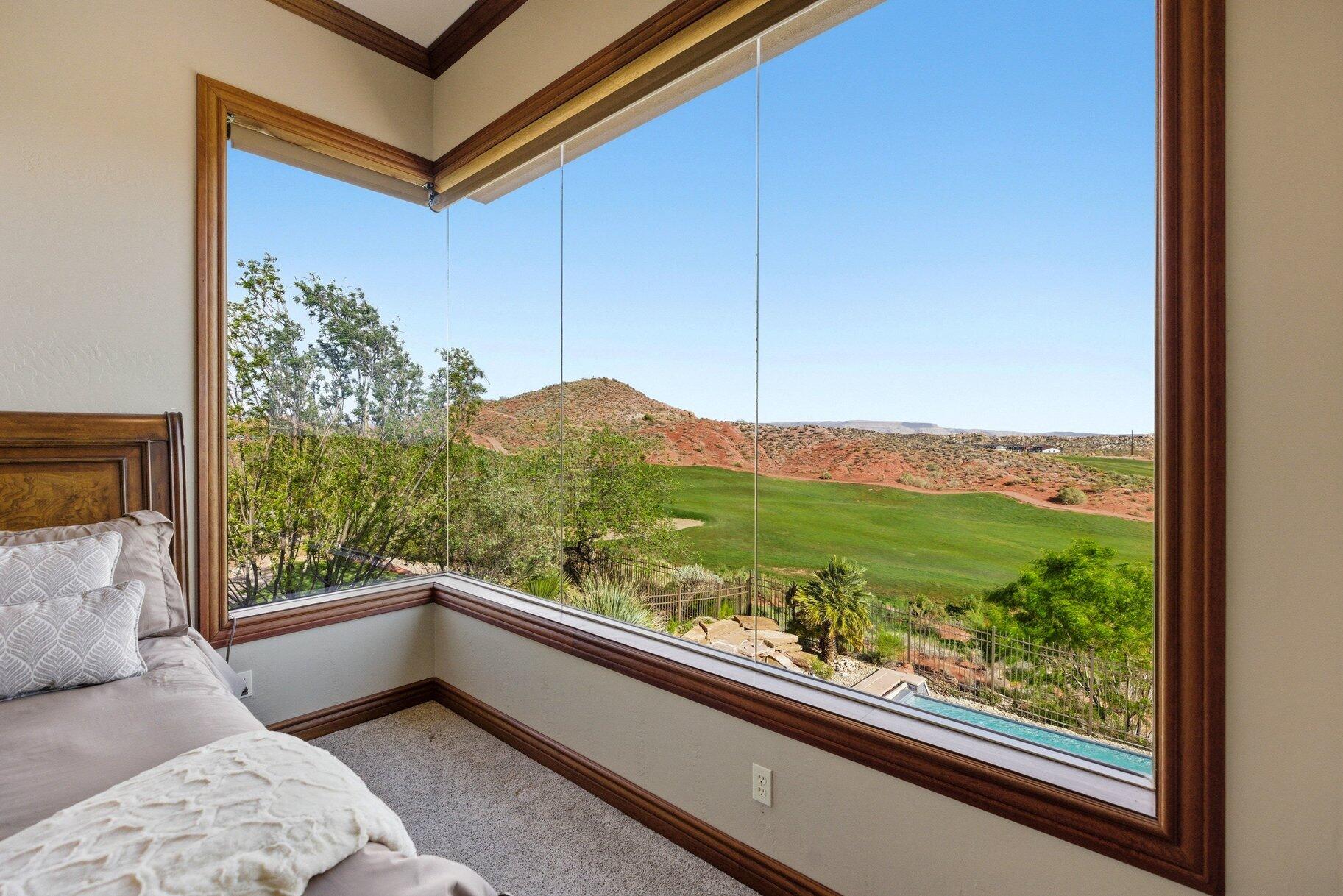 CORAL CANYON - Residential