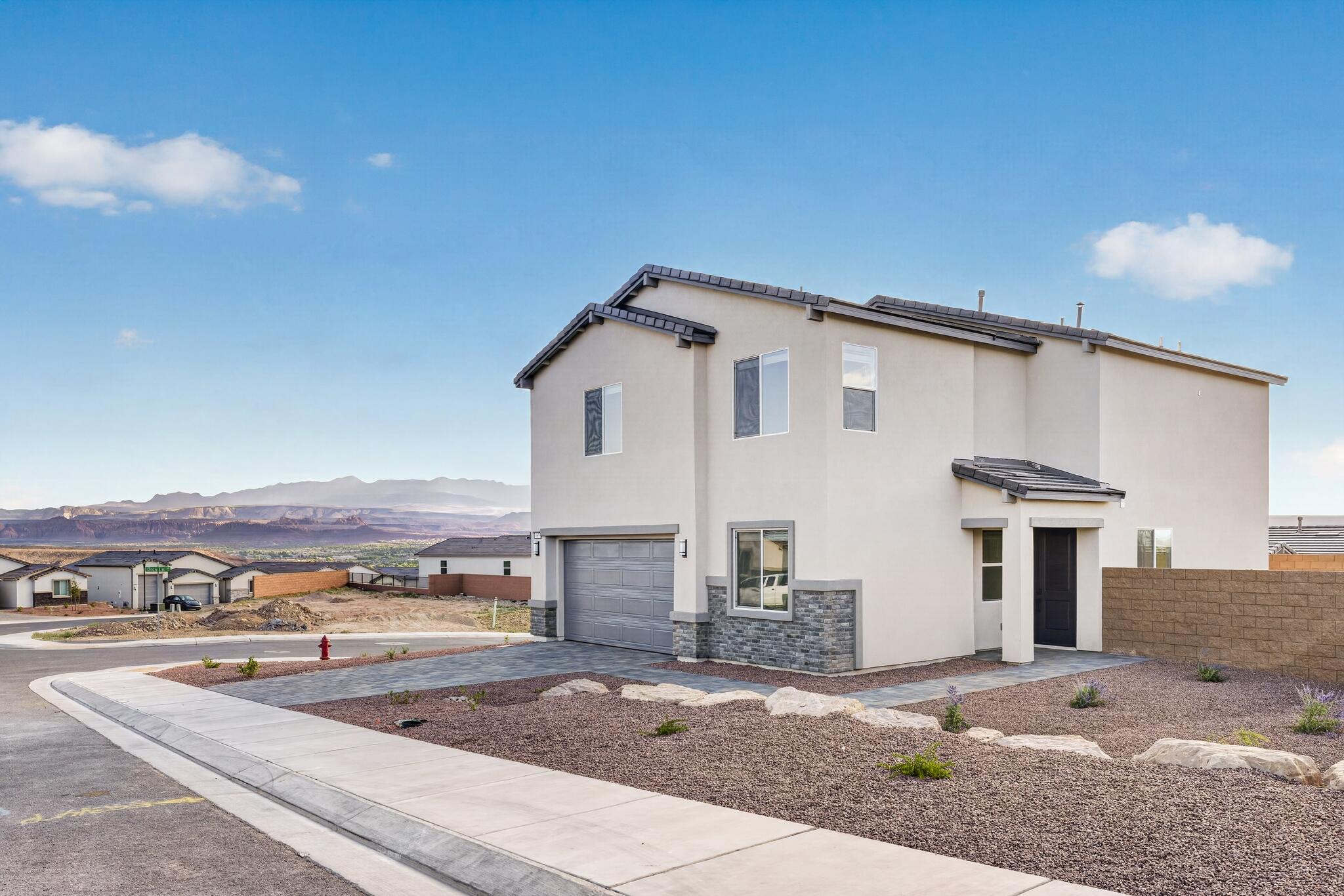 CECITA CREST AT DIVARIO - Residential