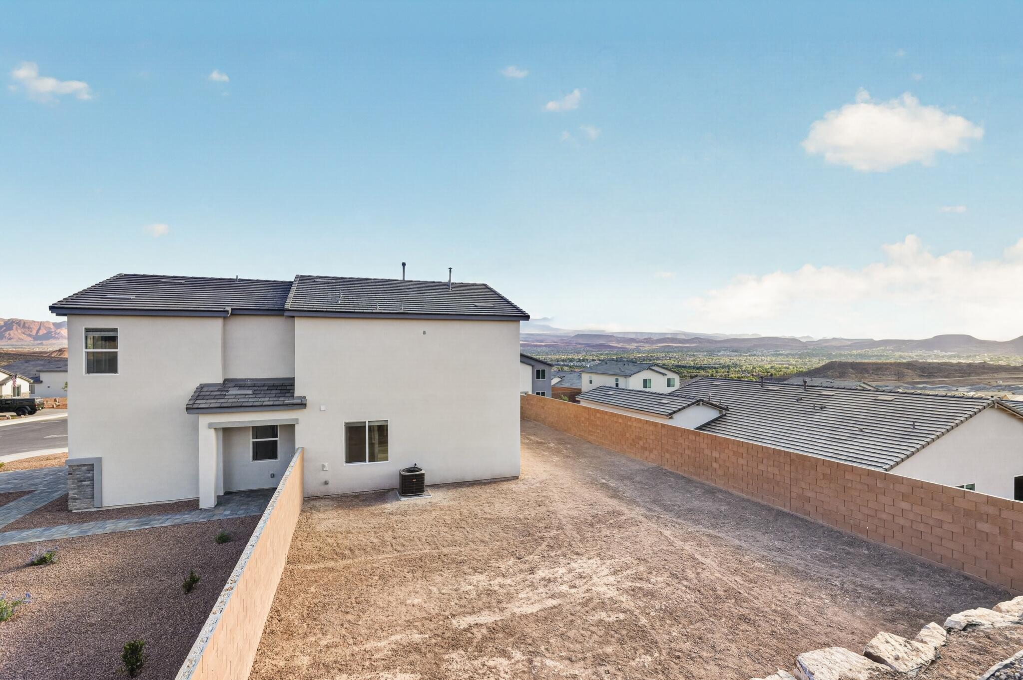 CECITA CREST AT DIVARIO - Residential