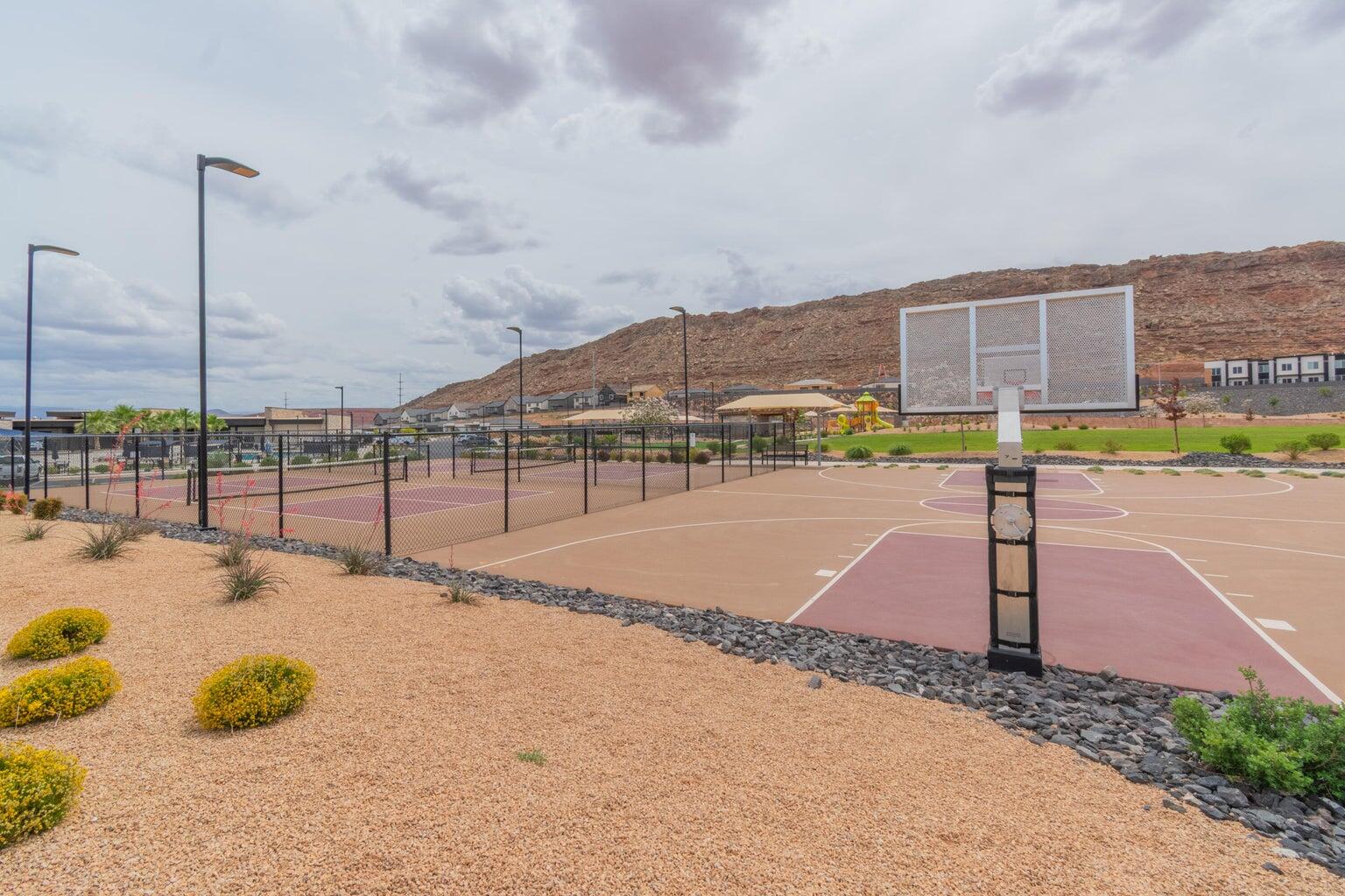 HOODOO HOLLOW AT LONG VALLEY - Residential