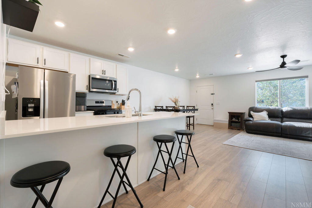 HOODOO HOLLOW AT LONG VALLEY - Residential
