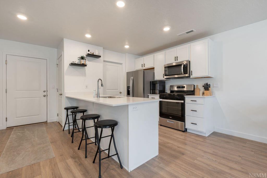 HOODOO HOLLOW AT LONG VALLEY - Residential