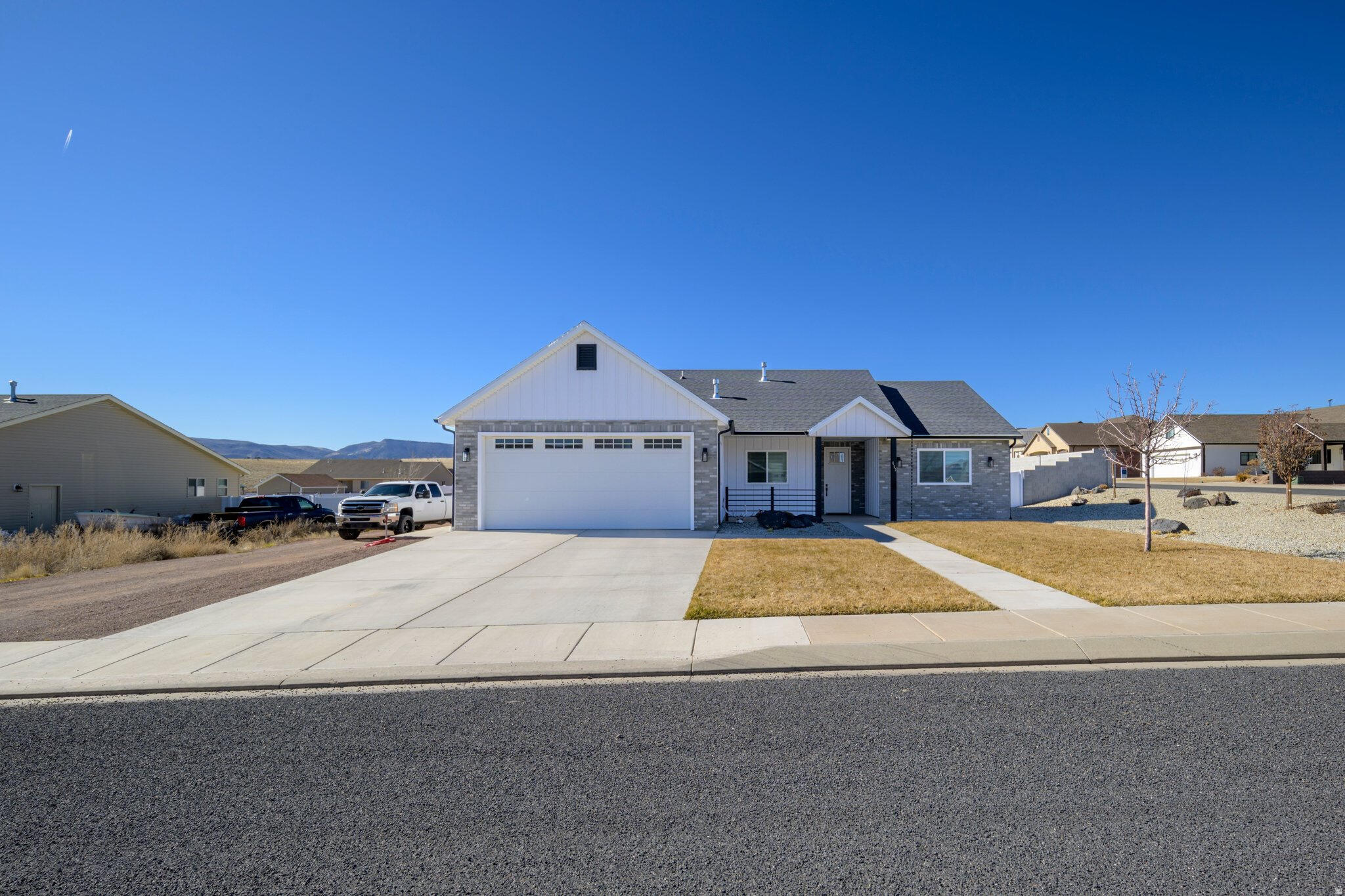 NORTH HILL ESTATES - Residential